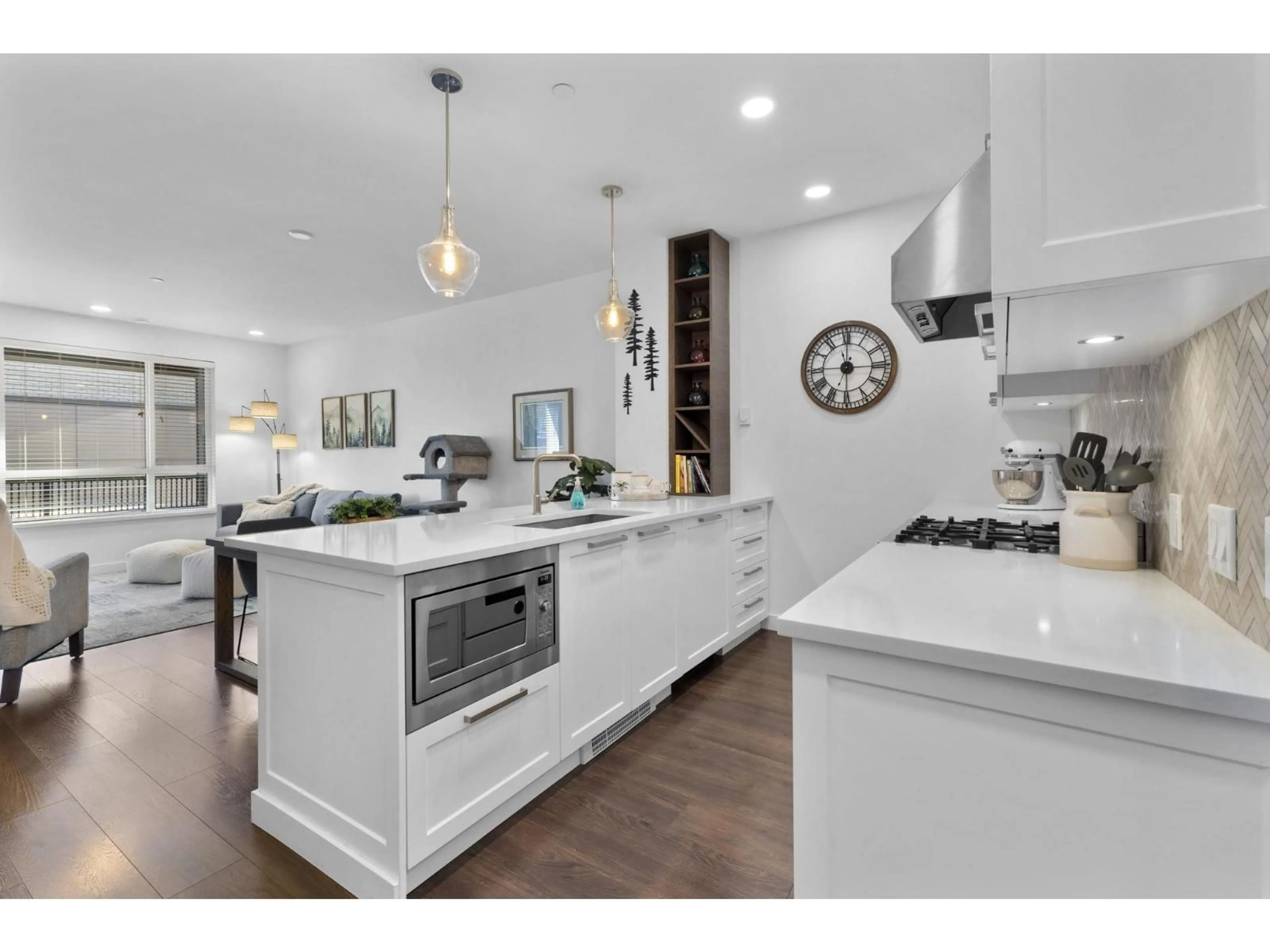 Open concept kitchen, unknown for 309 - 33540 MAYFAIR AVENUE, Abbotsford British Columbia V2S0J3