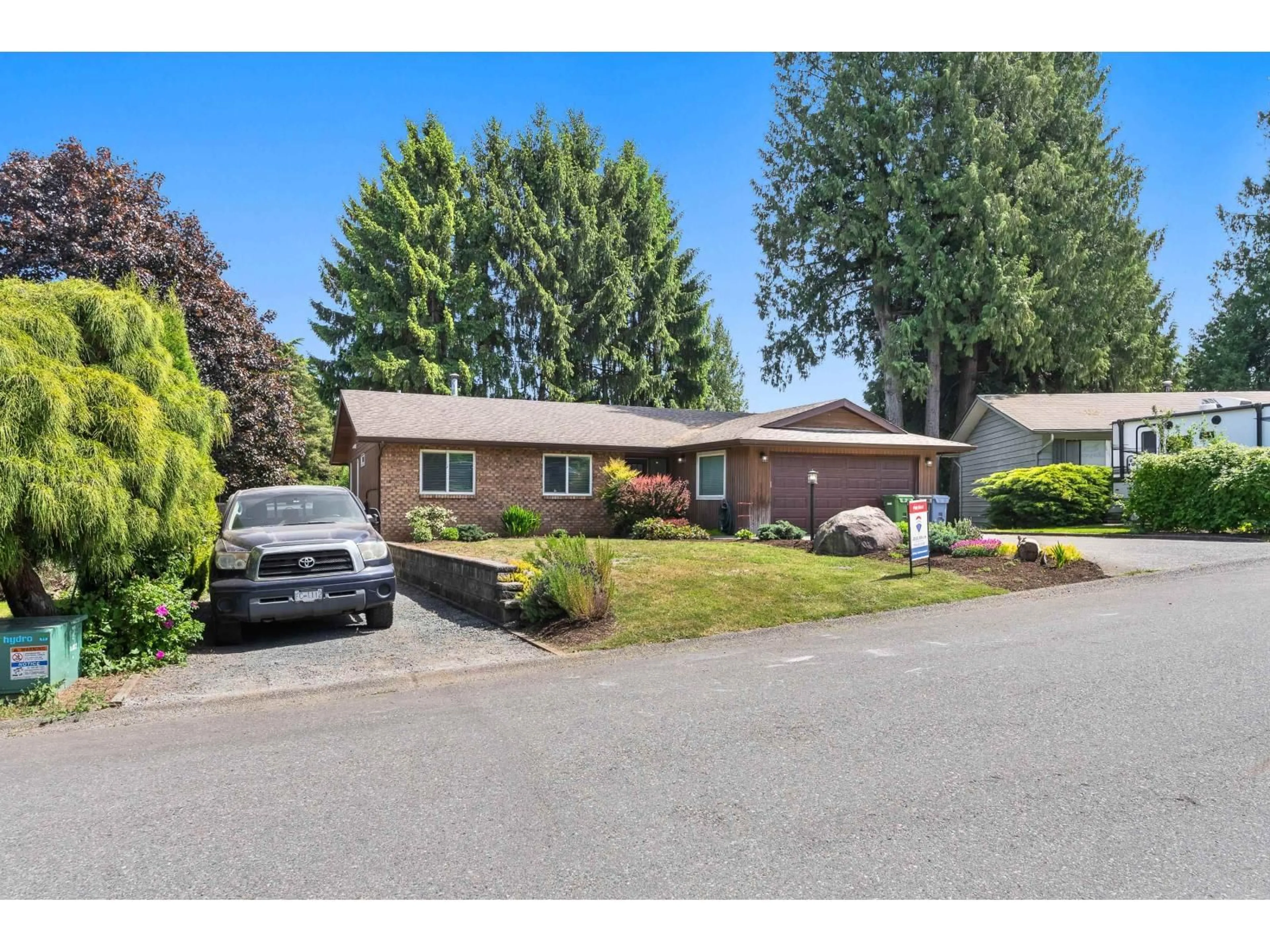 Home with brick exterior material, street for 34050 SHANNON DRIVE, Abbotsford British Columbia V2S5C8
