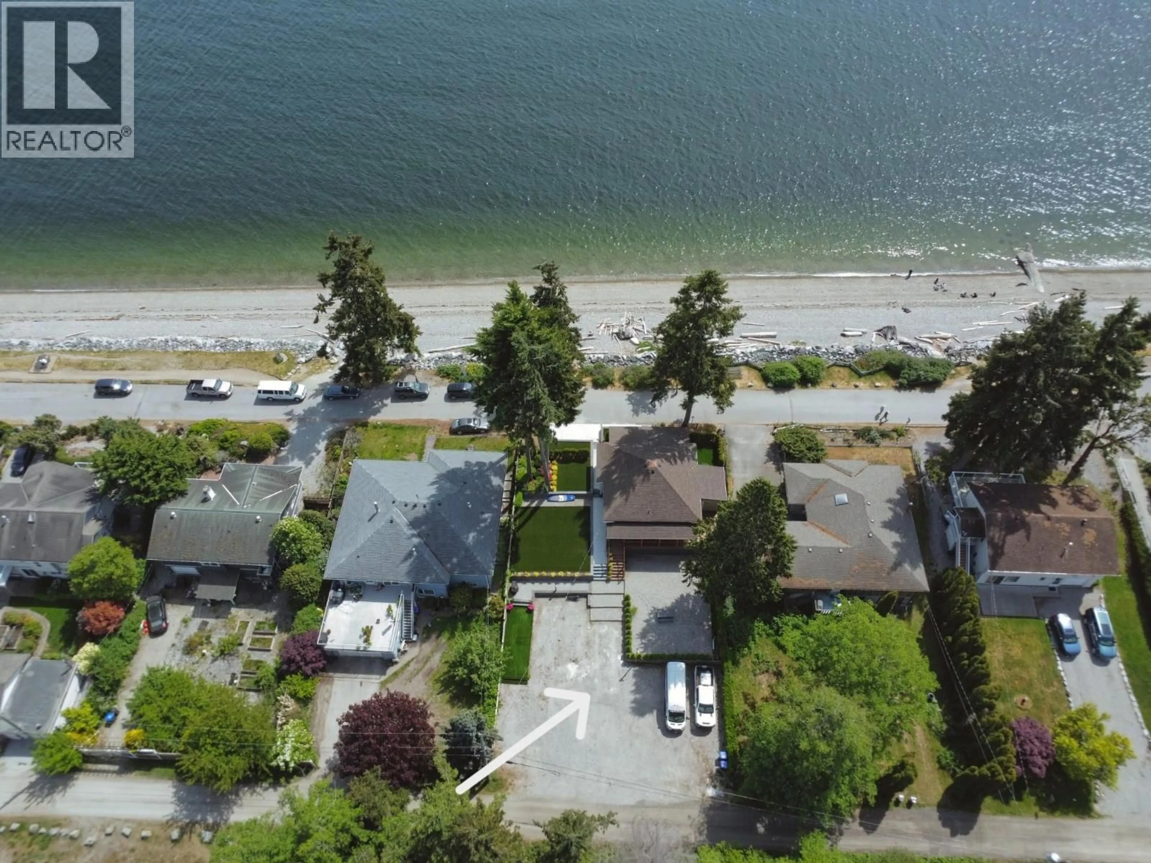 A pic from outside/outdoor area/front of a property/back of a property/a pic from drone, water/lake/river/ocean view for 5760 BOULEVARD STREET, Sechelt British Columbia V0N3A0