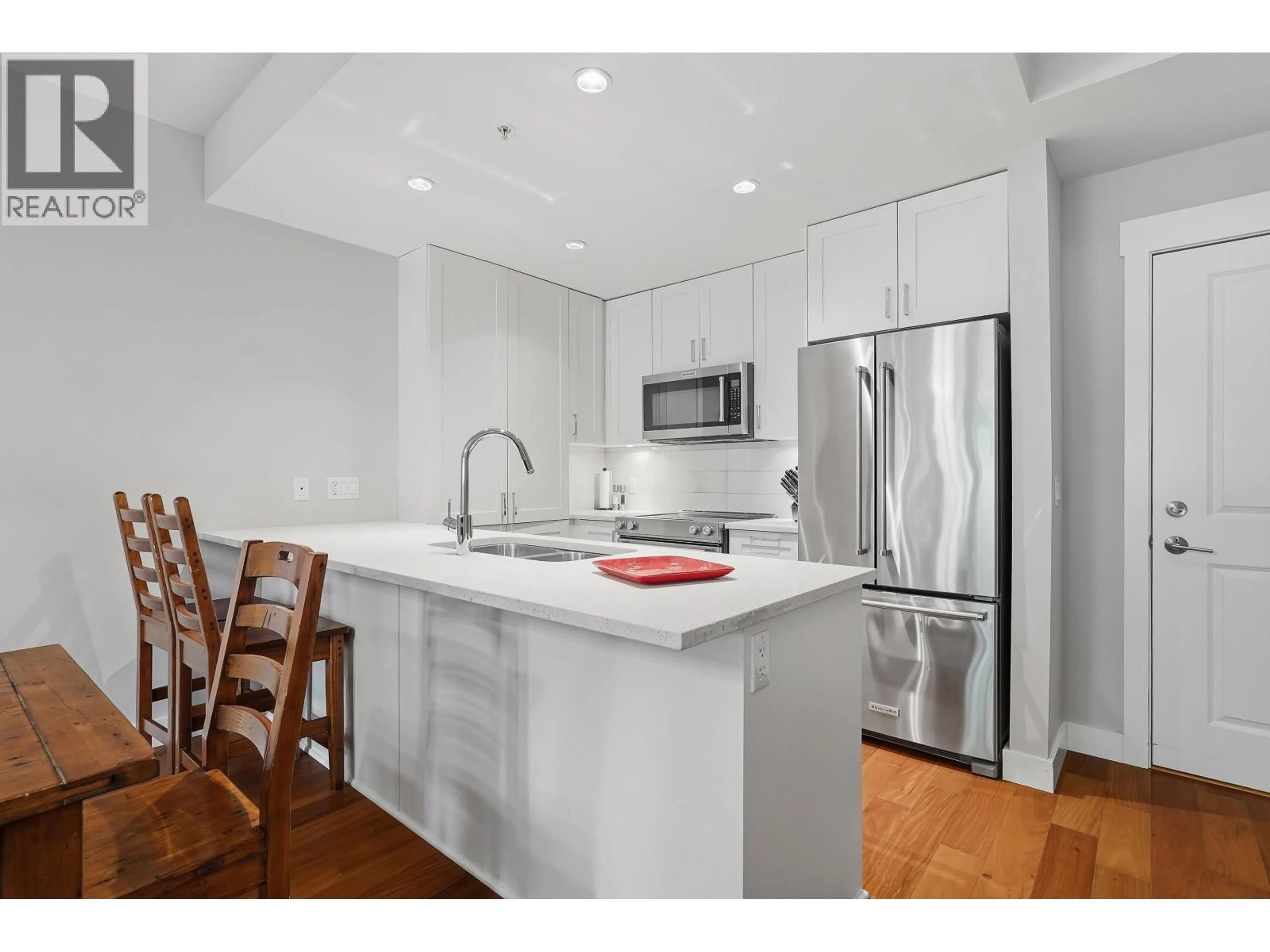 Open concept kitchen, unknown for 103 - 1166 54A STREET, Delta British Columbia V4M4B5