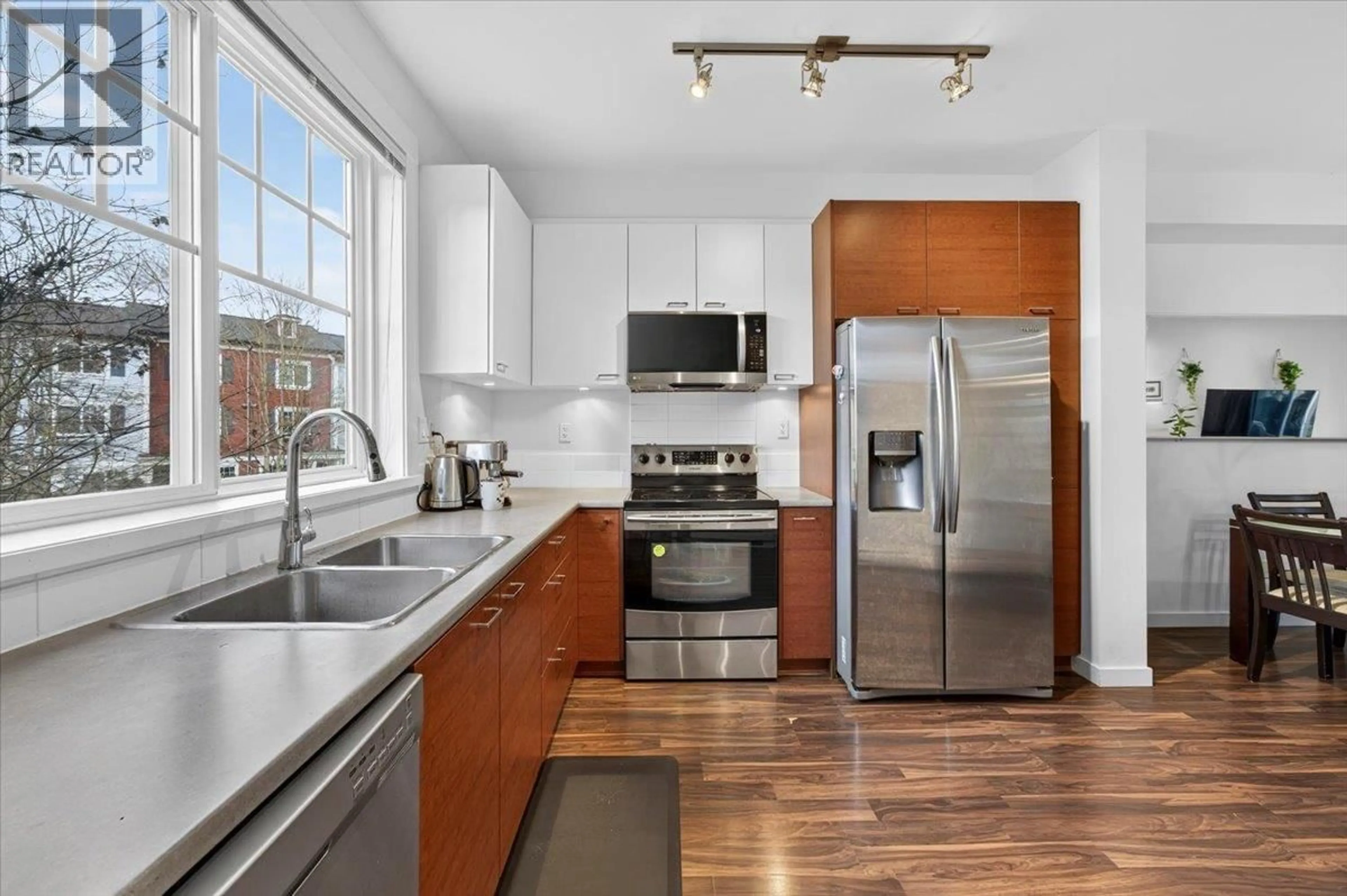 Open concept kitchen, unknown for 39 - 3010 RIVERBEND DRIVE, Coquitlam British Columbia V3C0B8