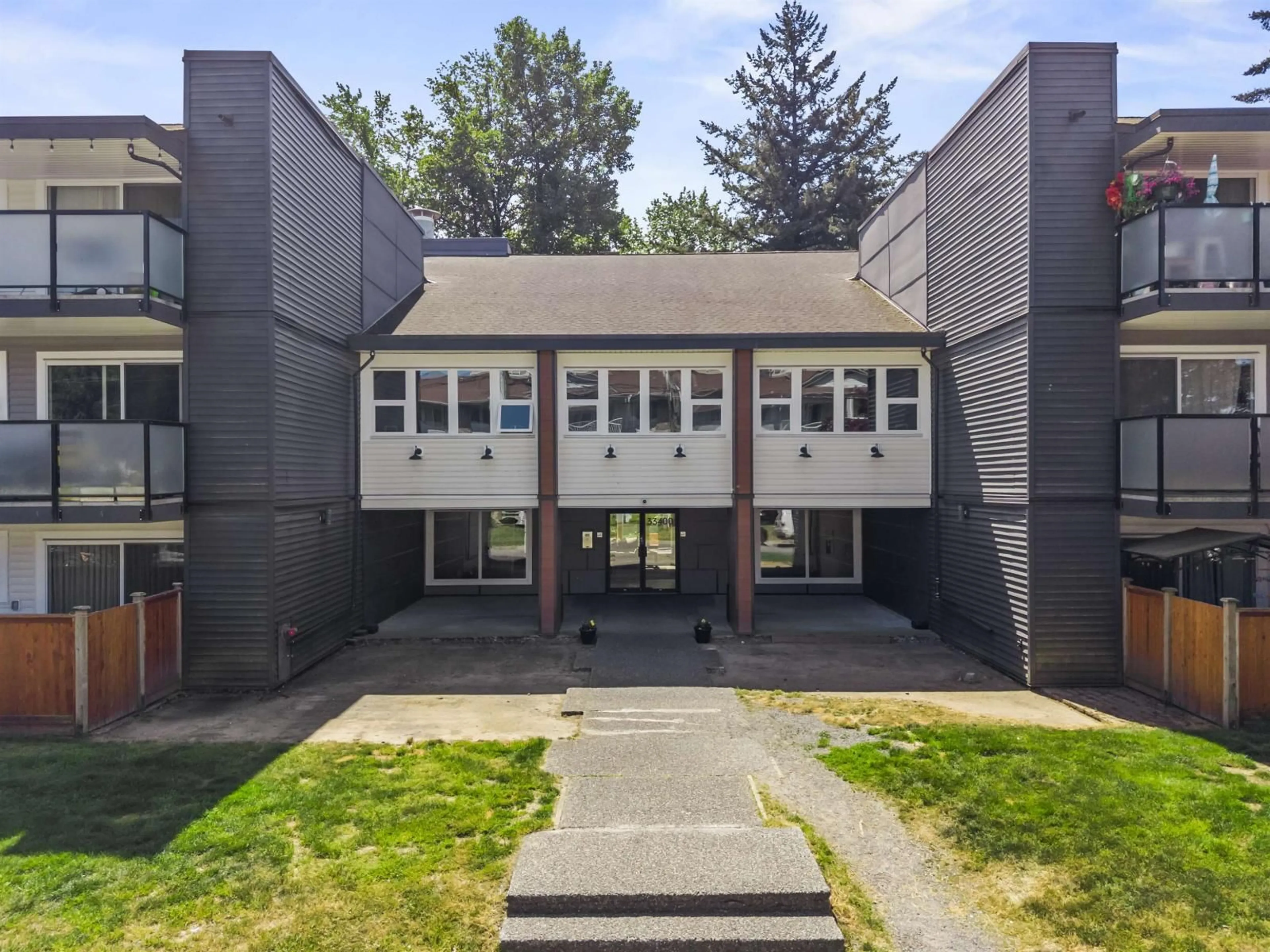 Unknown for 317 - 33400 BOURQUIN PLACE, Abbotsford British Columbia V2S5G3