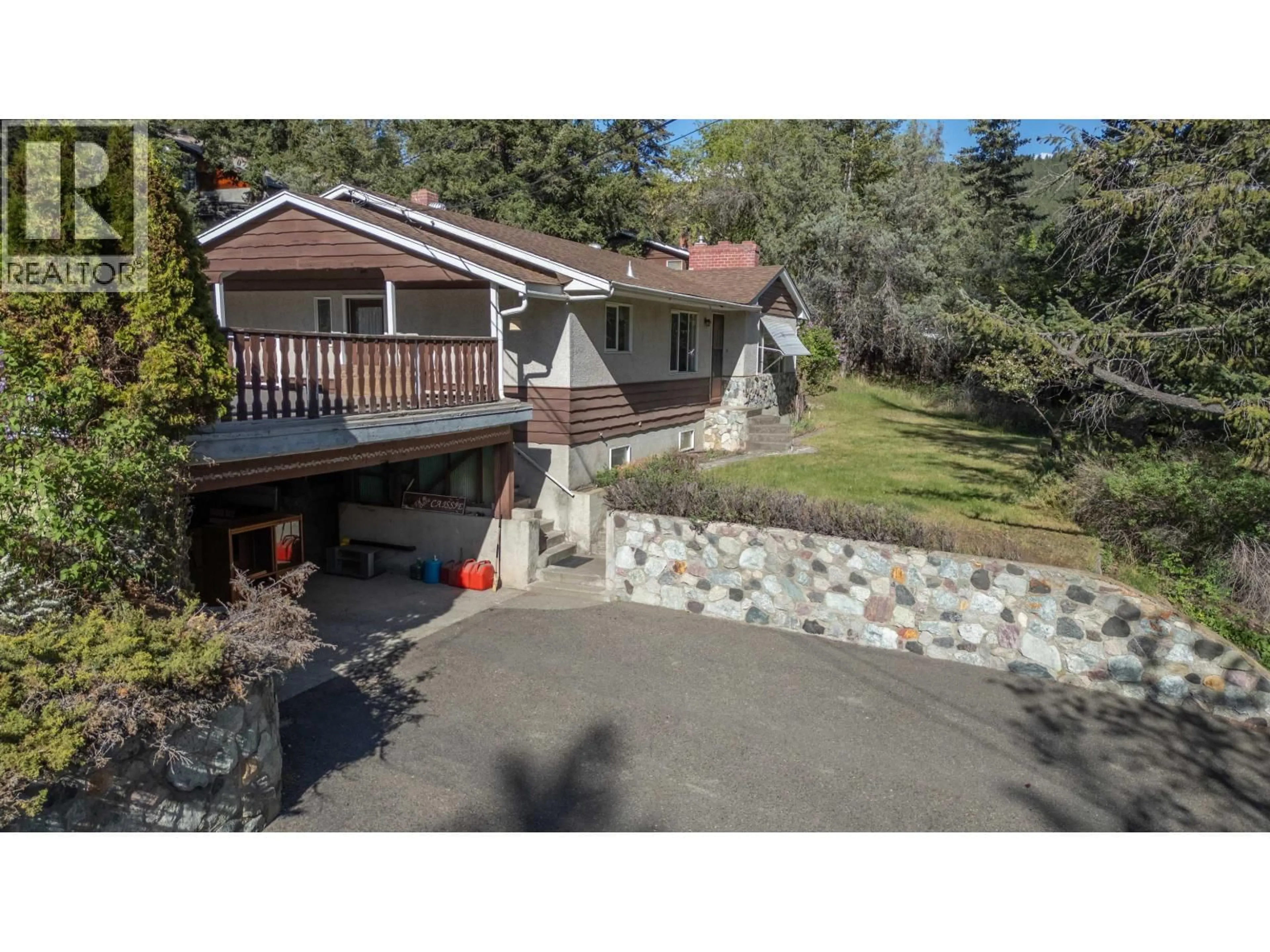 A pic from outside/outdoor area/front of a property/back of a property/a pic from drone, street for 2038 WHITE ROAD, Williams Lake British Columbia V2G5G9