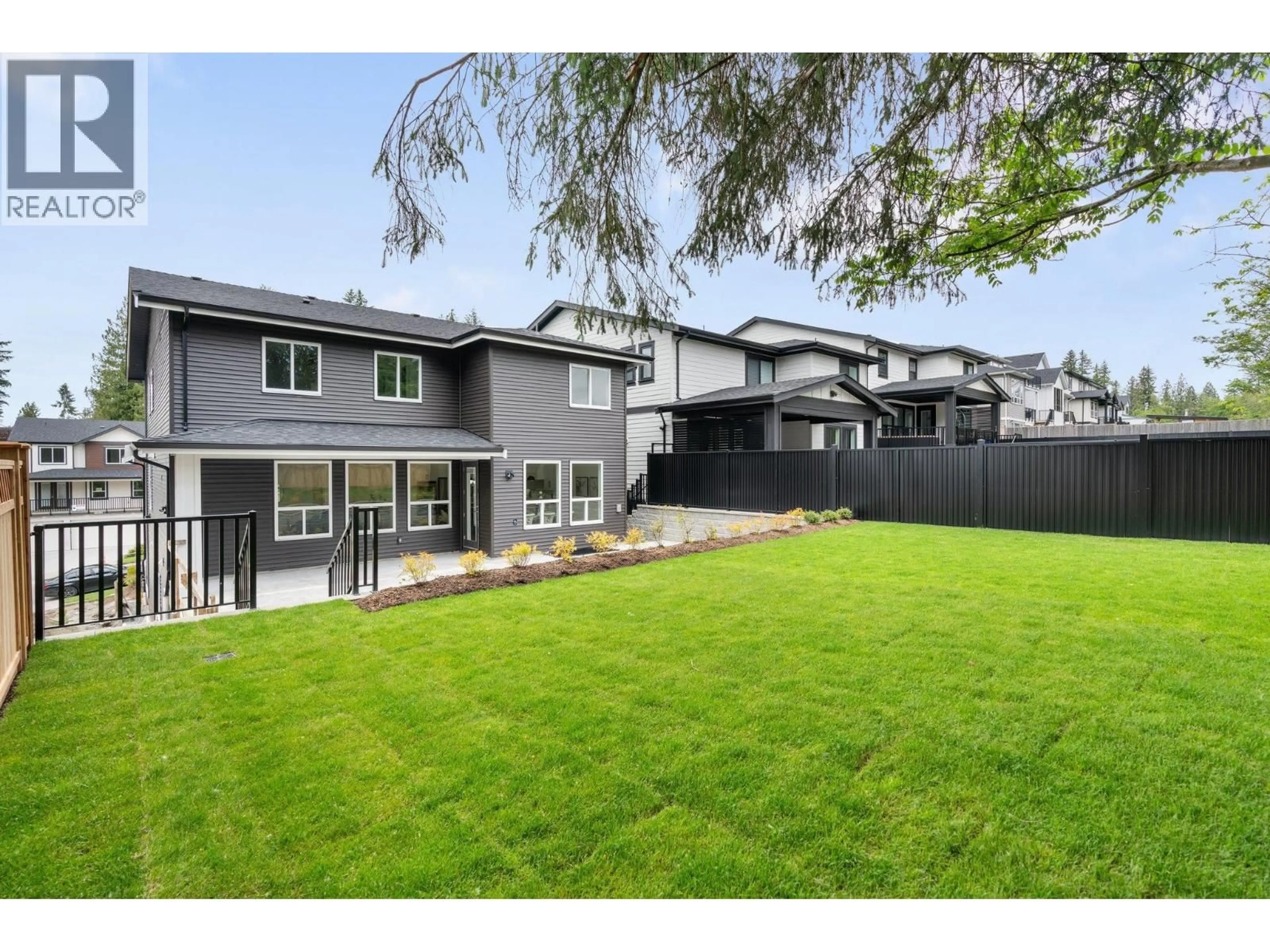 A pic from outside/outdoor area/front of a property/back of a property/a pic from drone, unknown for 11066 241A STREET, Maple Ridge British Columbia V2W0K5