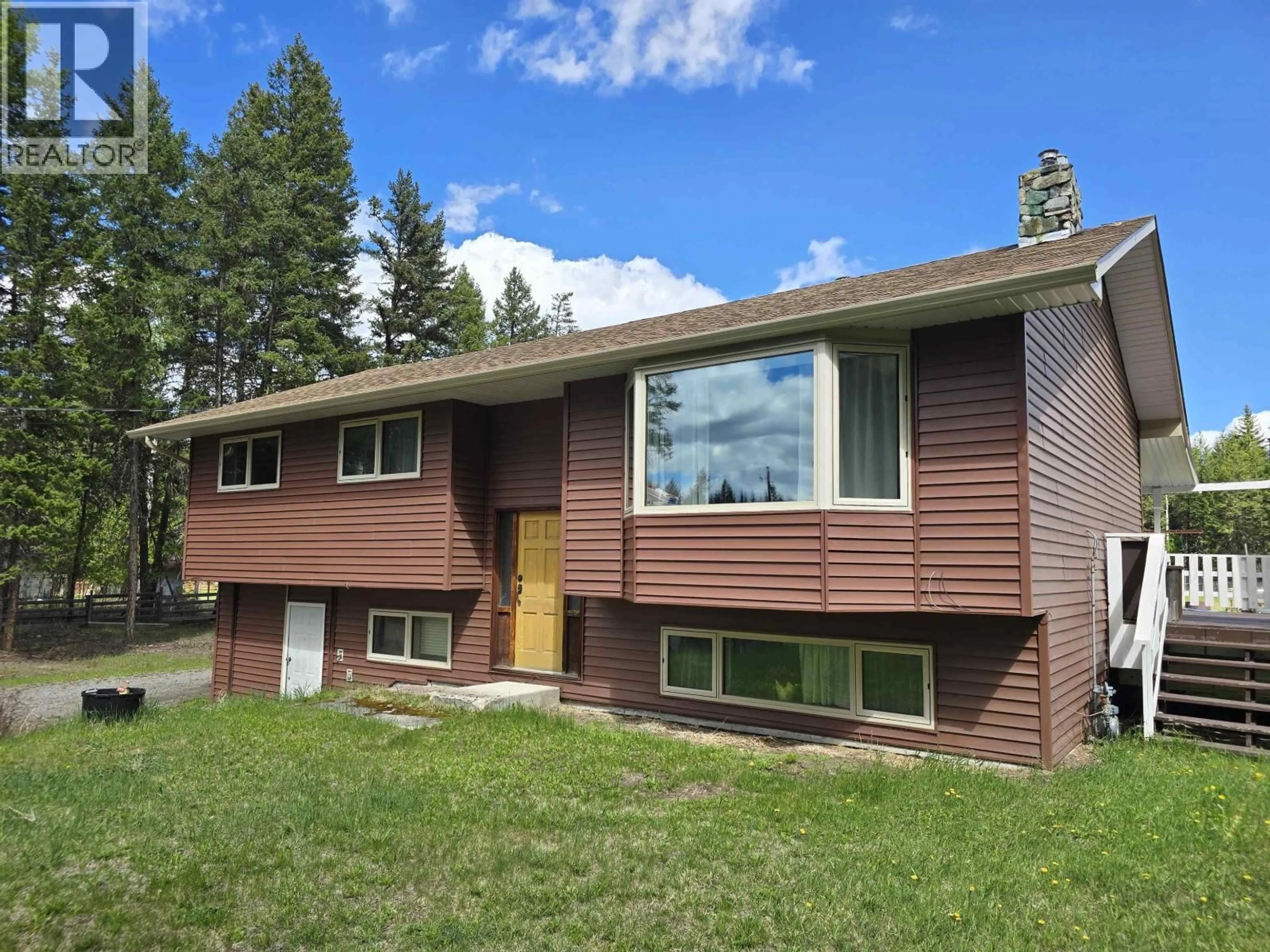 Home with vinyl exterior material, mountain view for 1405 KALLYN ROAD, Esler / Dog Creek British Columbia V2G4Y1