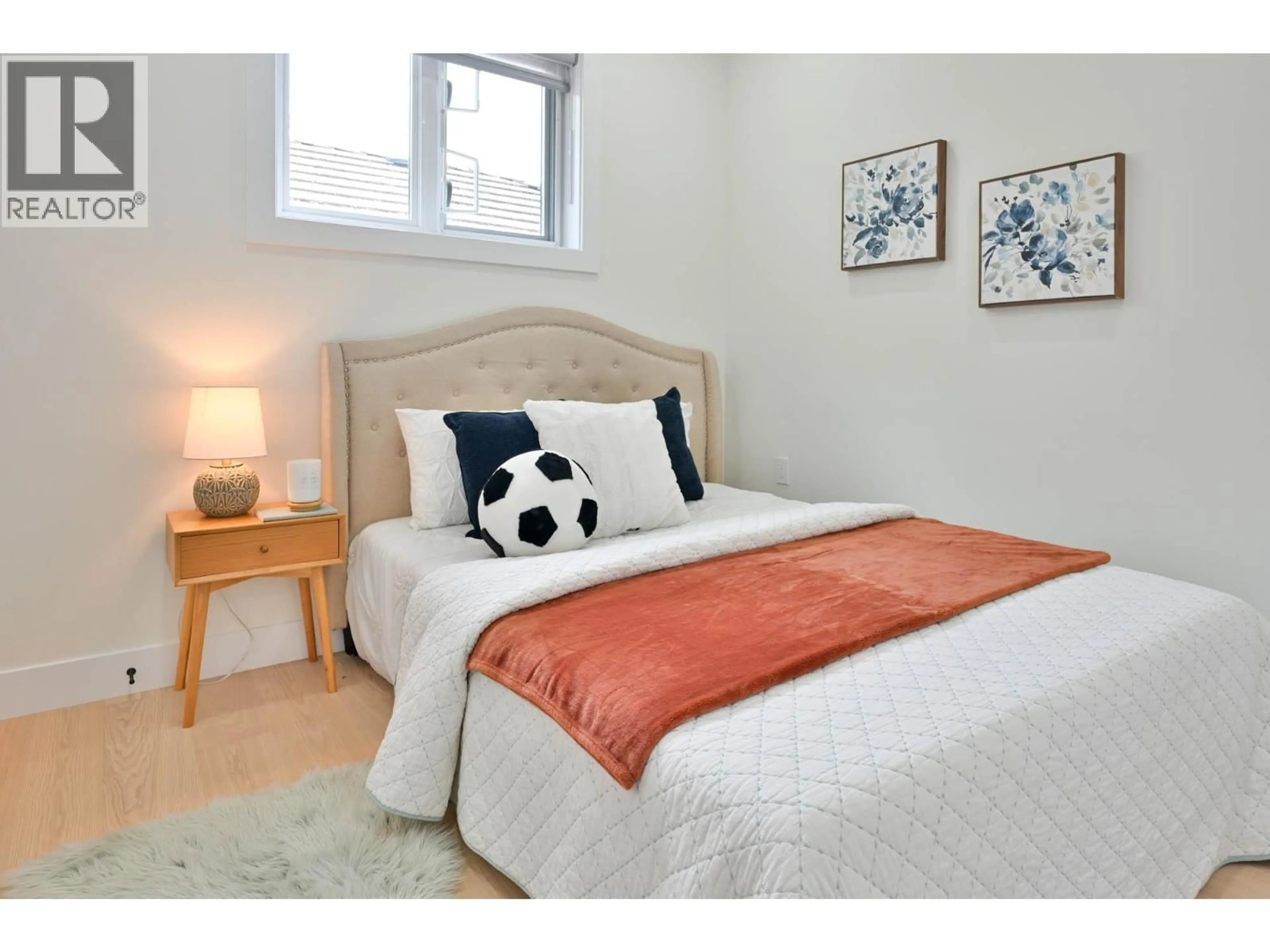 Bedroom with bed, unknown for 4874-B LANARK STREET, Vancouver British Columbia V5N3S2