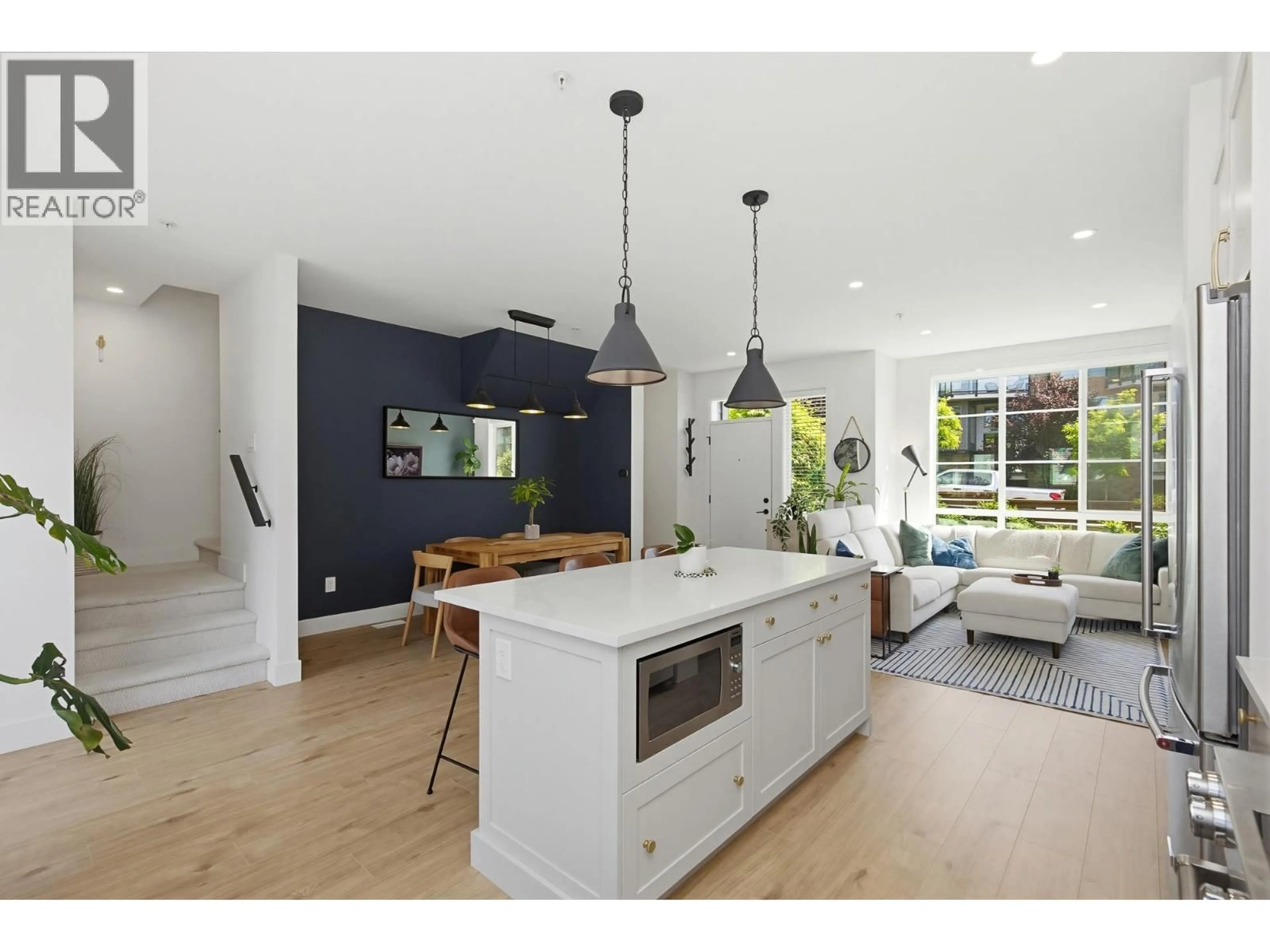 Open concept kitchen, unknown for 15 - 23183 136 AVENUE, Maple Ridge British Columbia V4R0H9