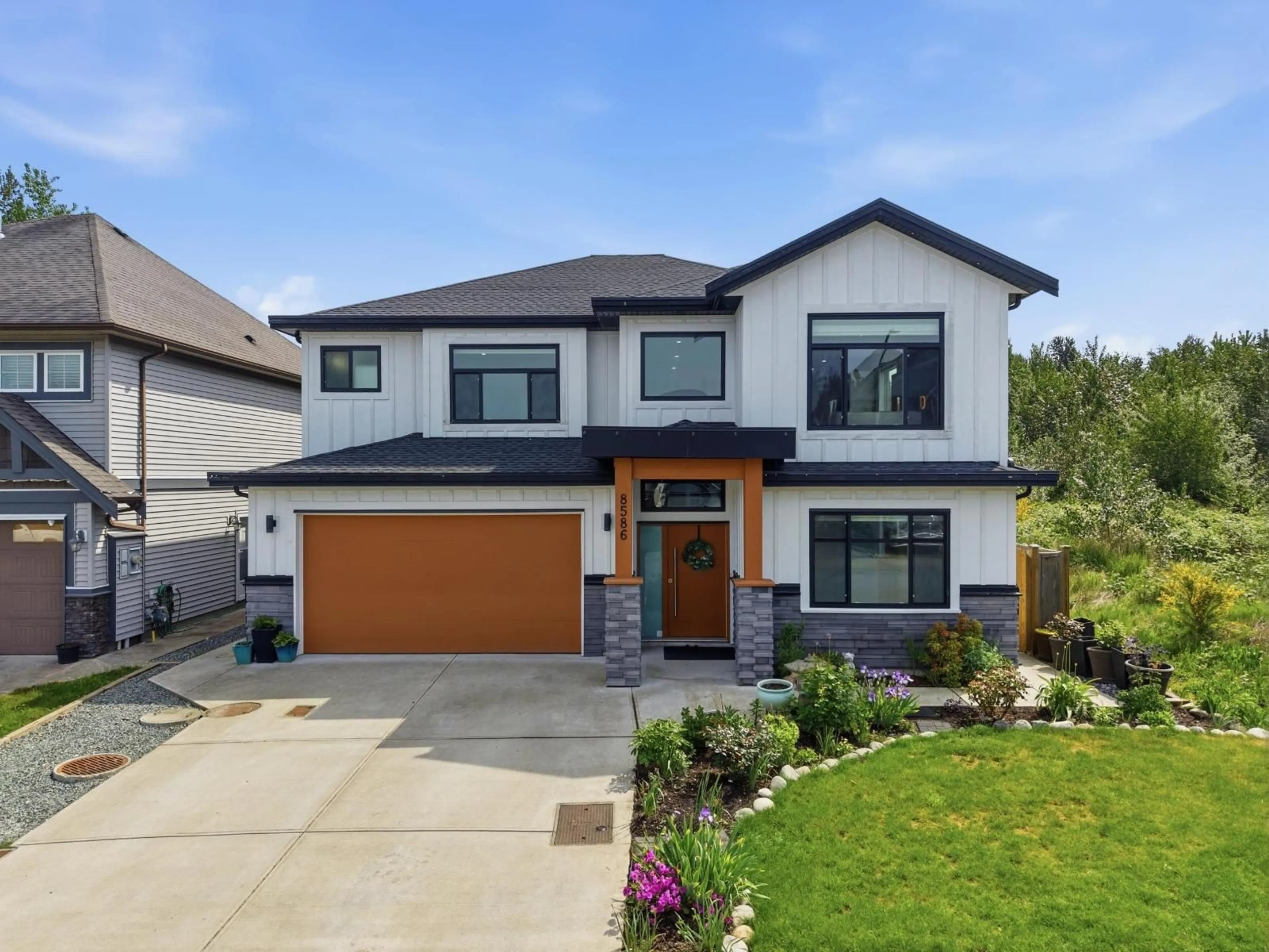Home with brick exterior material, street for 8586 TUPPER BOULEVARD, Mission British Columbia V2V0A3