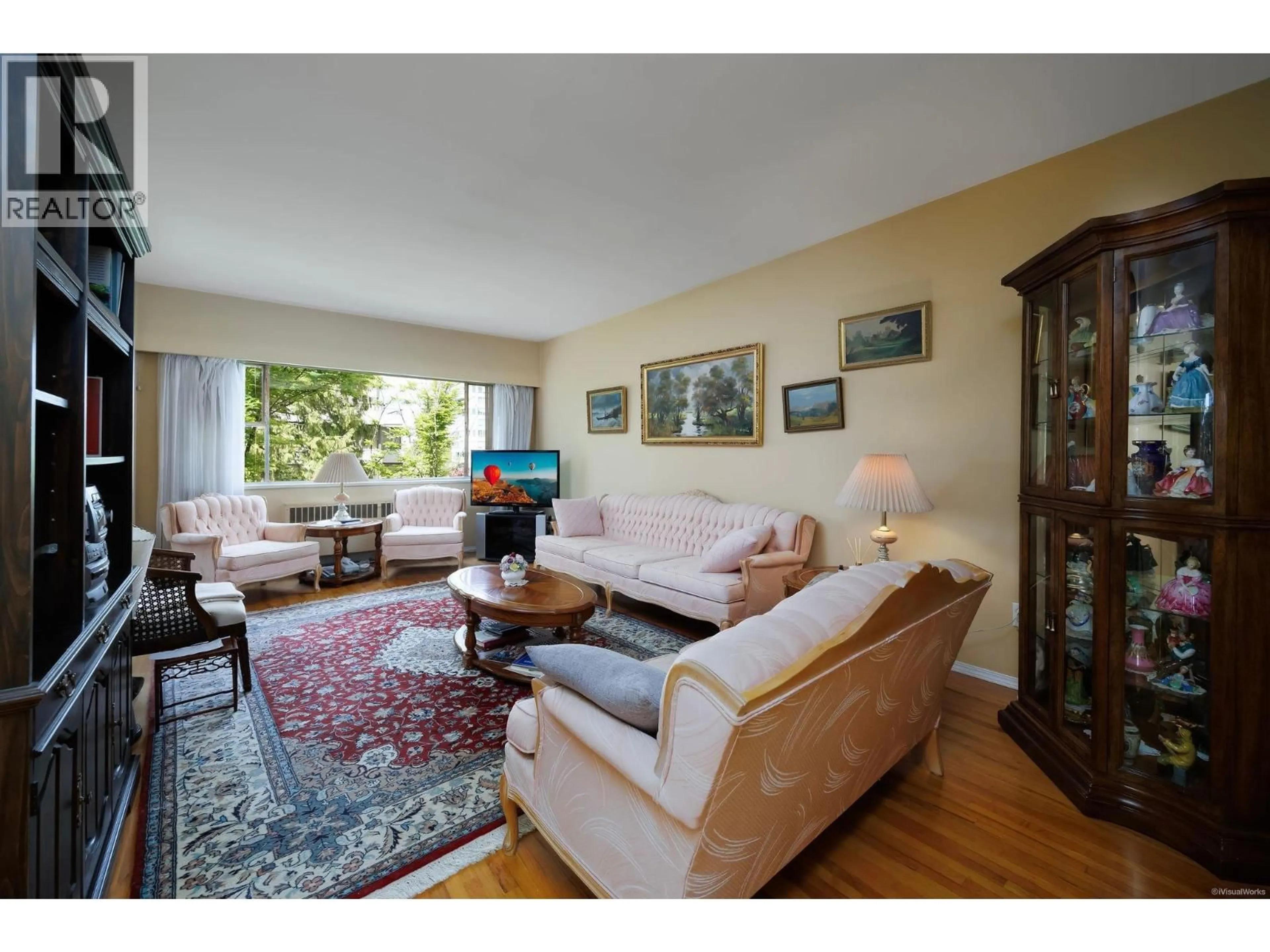 Unknown for 204 - 2146 43RD AVENUE, Vancouver British Columbia V6M2E1