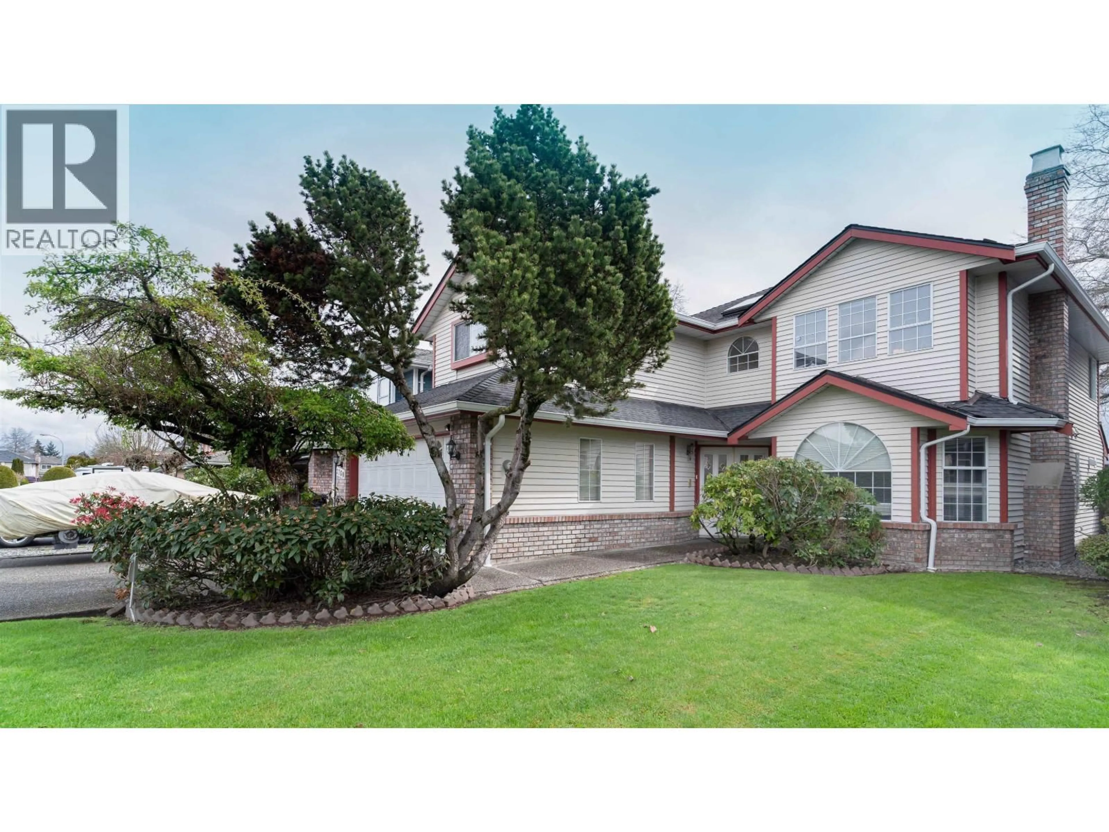A pic from outside/outdoor area/front of a property/back of a property/a pic from drone, street for 3760 MCKAY DRIVE, Richmond British Columbia V6X3R5