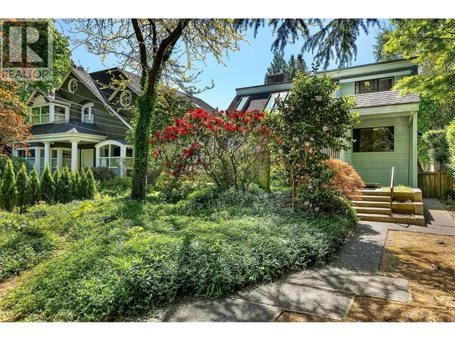 4316 2ND AVENUE, Vancouver 4