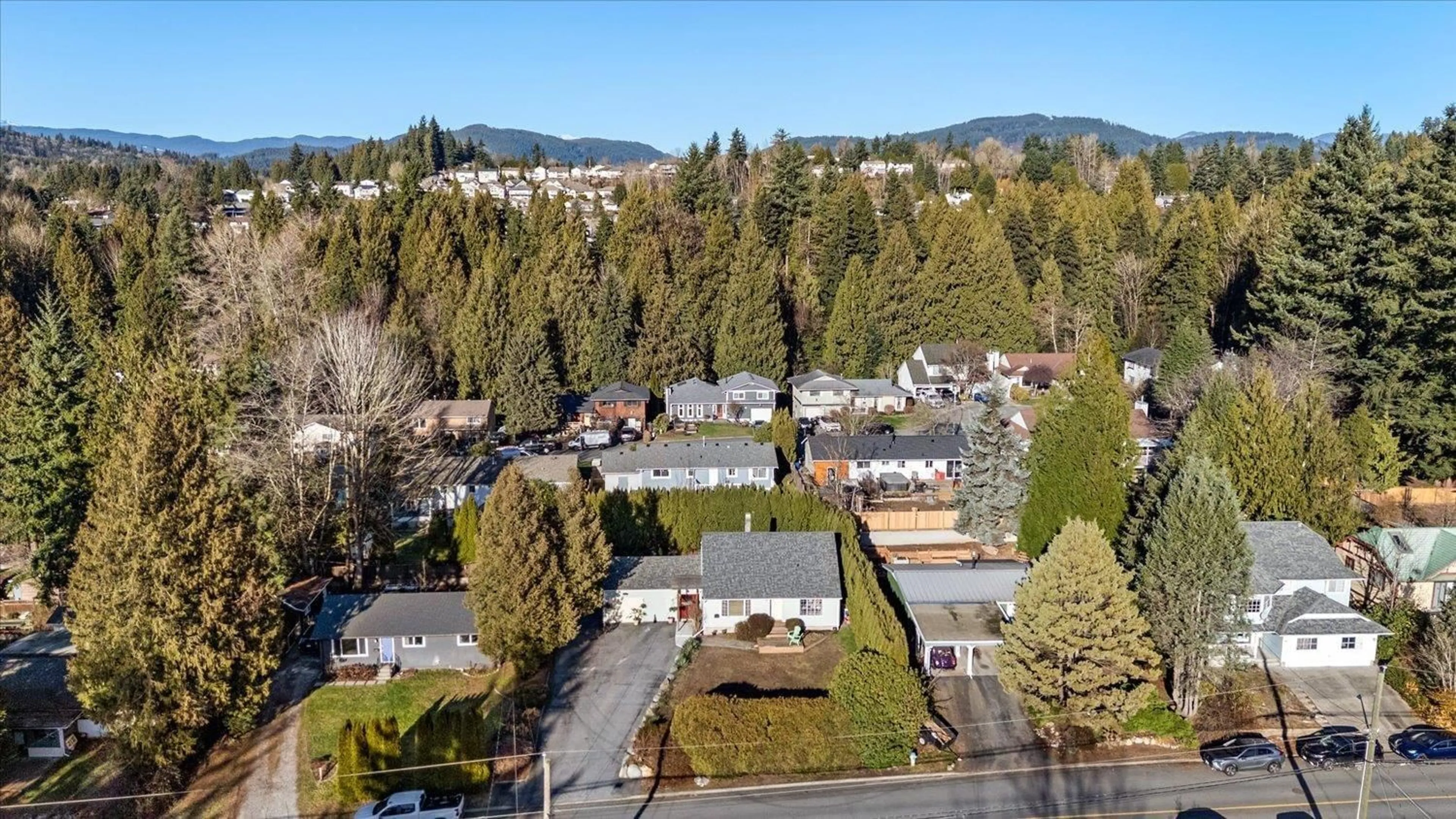 Unknown for 32485 MCRAE AVENUE, Mission British Columbia V2V2L6