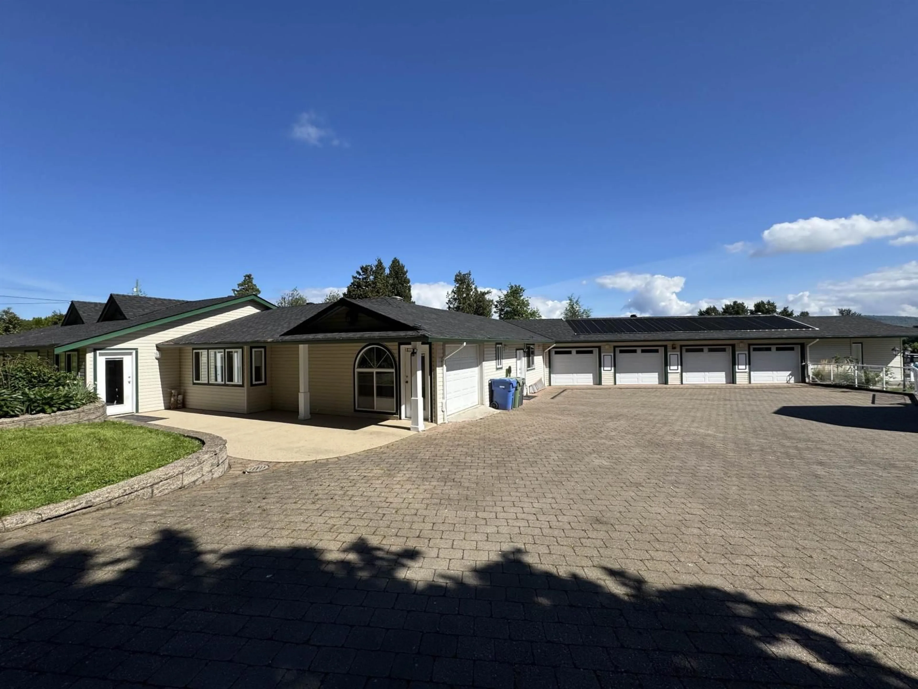 A pic from outside/outdoor area/front of a property/back of a property/a pic from drone, street for 7064 SATCHELL STREET, Abbotsford British Columbia V4X2E3