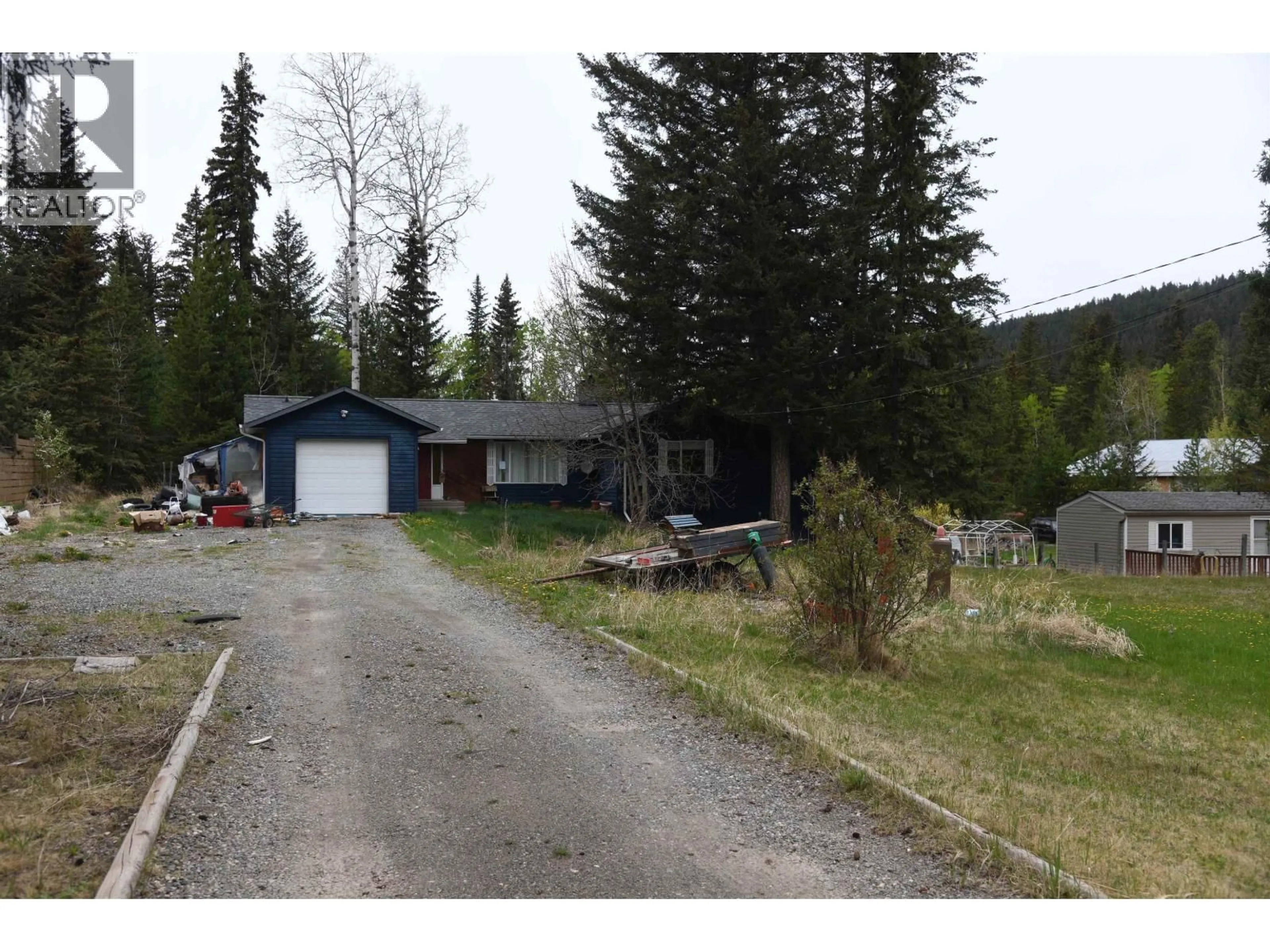 Shed for 6462 MERCER ROAD, 100 Mile House British Columbia V0K2E3