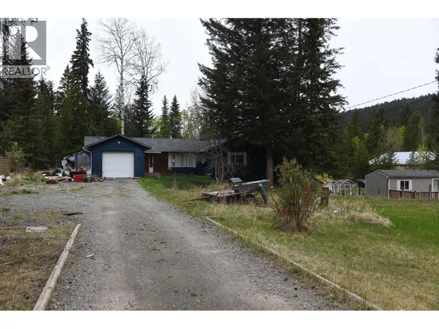 6462 MERCER ROAD, 100 Mile House 2