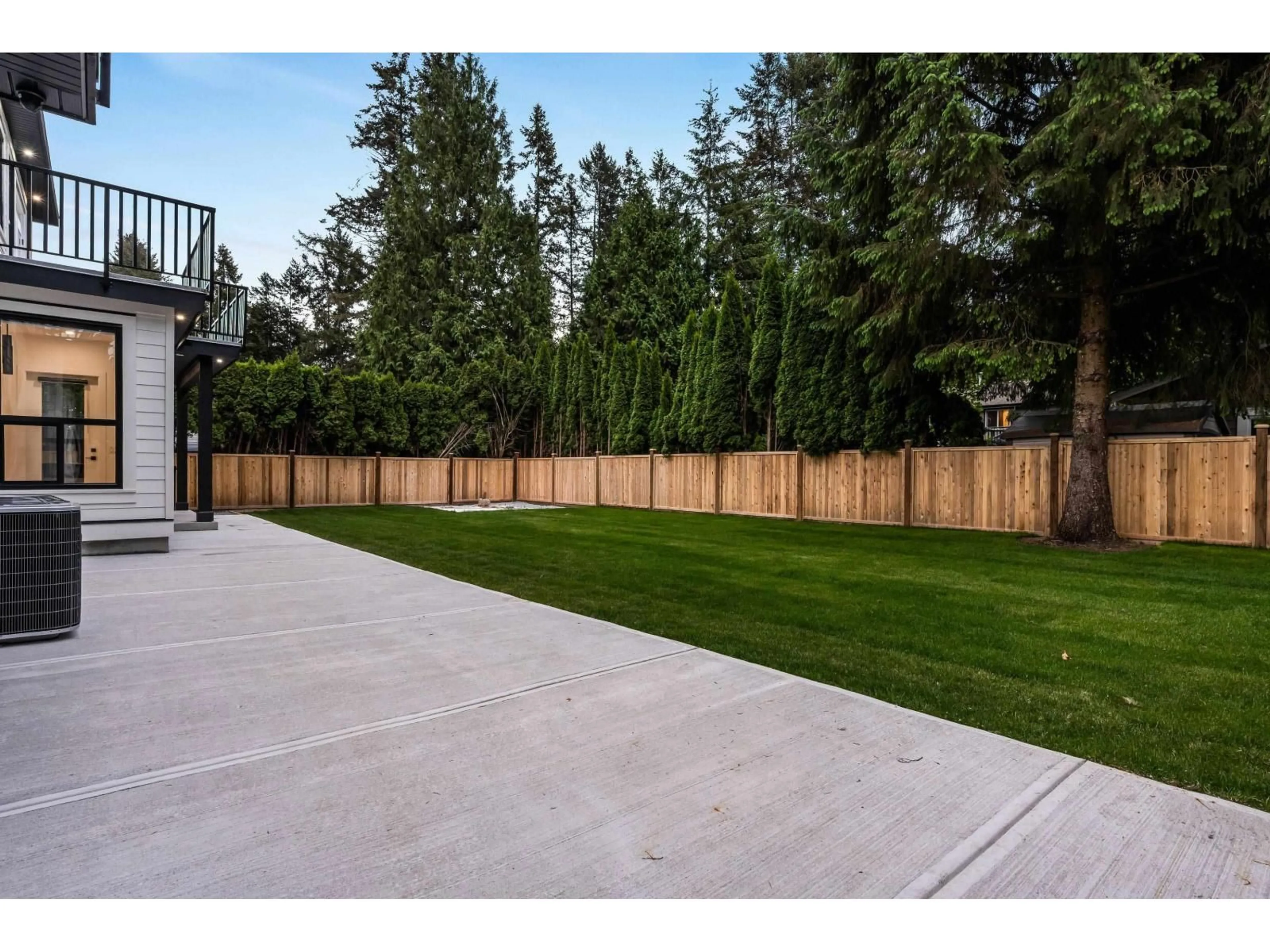 Unknown for 20372 42 AVENUE, Langley British Columbia V3A3A7