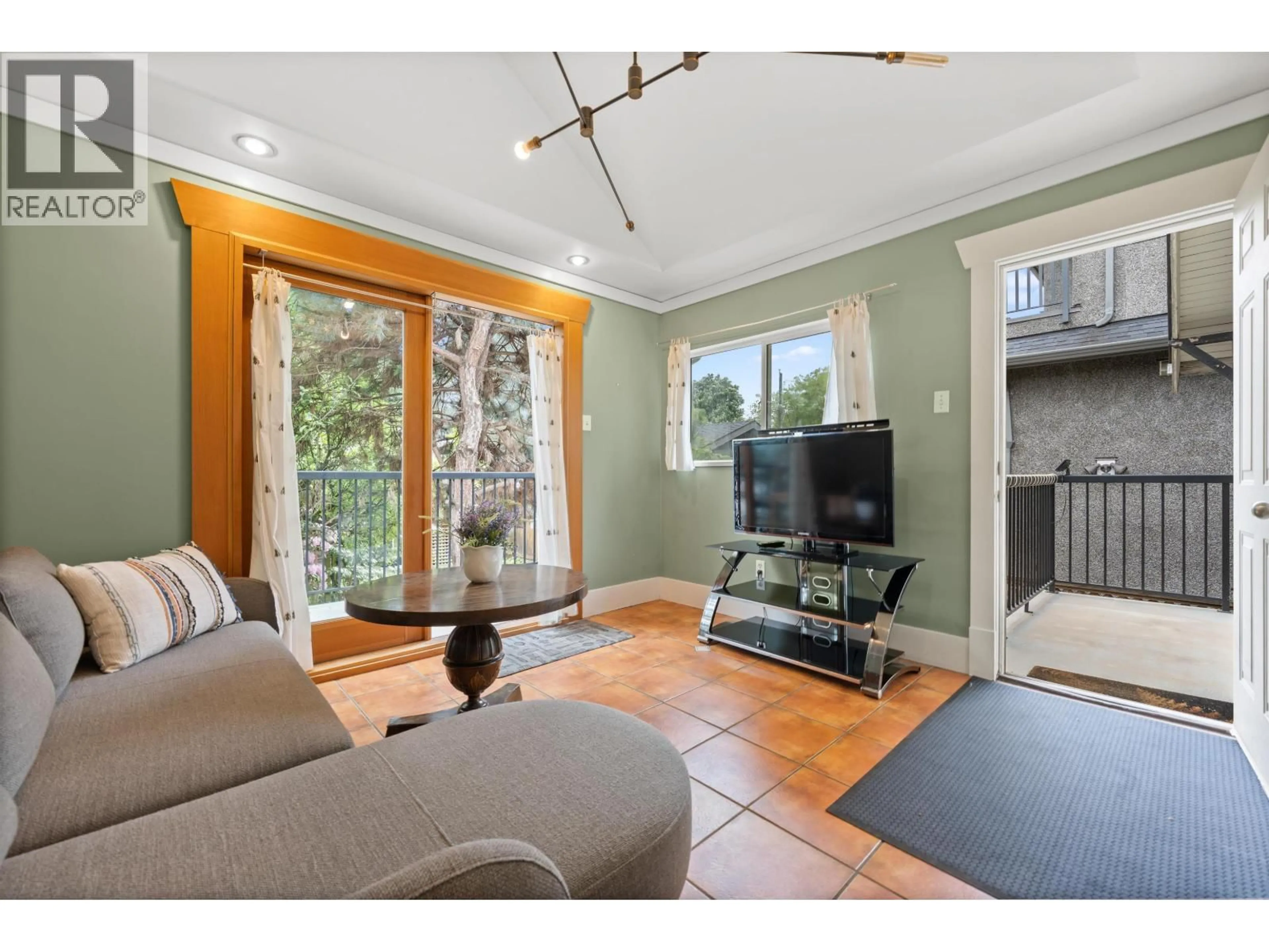 Living room with furniture, unknown for 2820 13TH AVENUE, Vancouver British Columbia V6K2T7