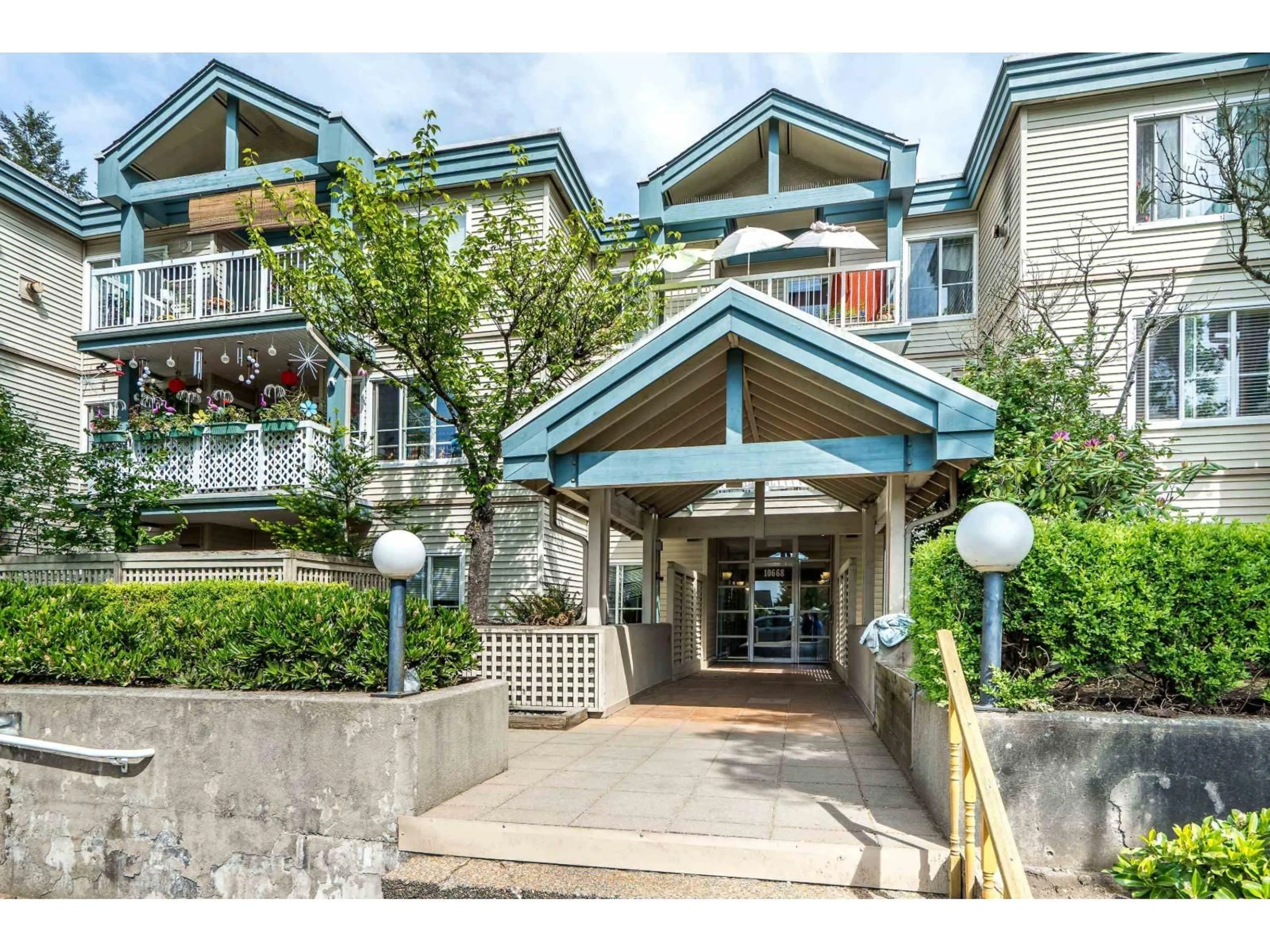 Unknown for 104 - 10668 138 STREET, Surrey British Columbia V3T5T2