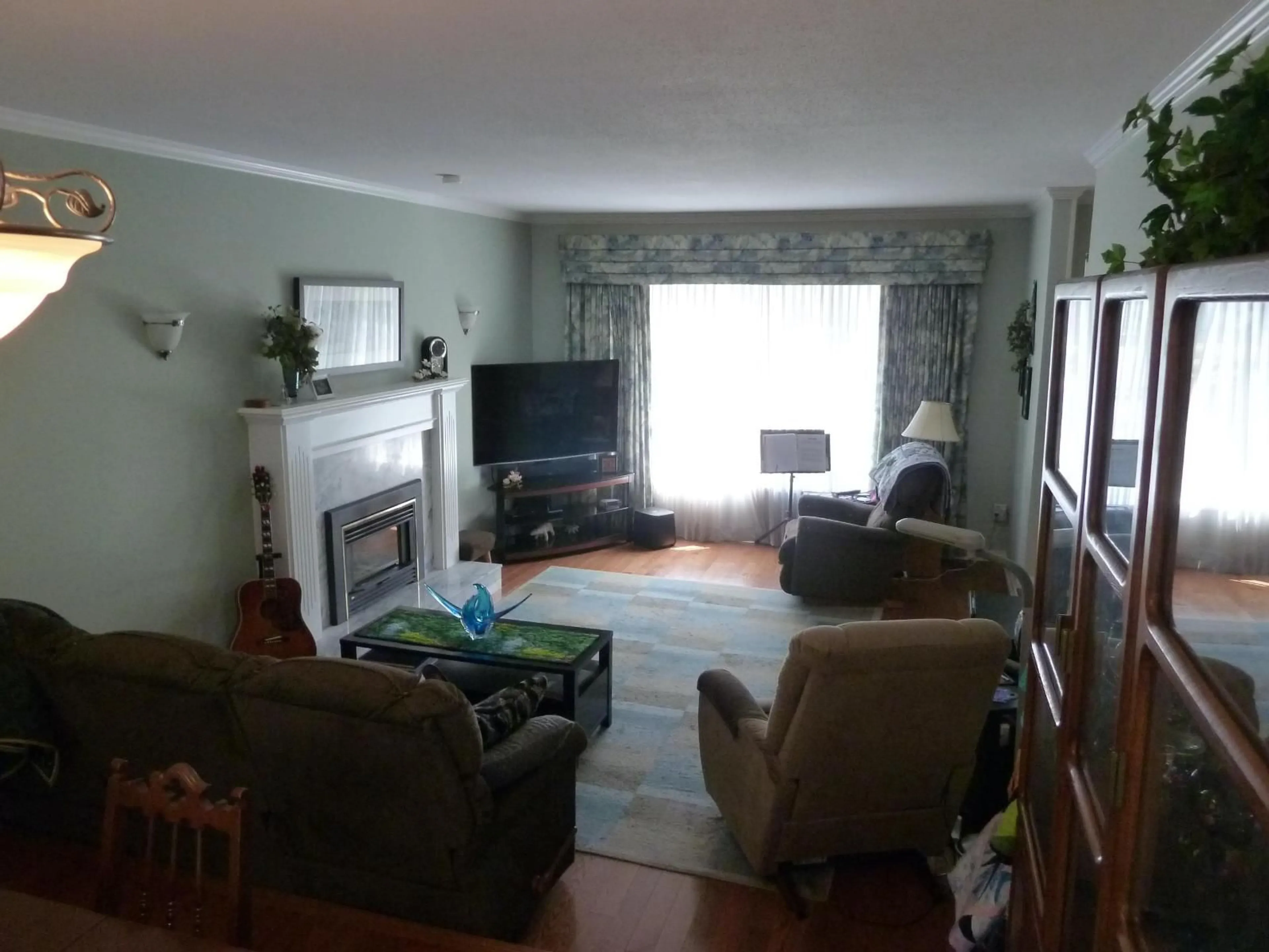 Living room with furniture, unknown for 5973 135 STREET, Surrey British Columbia V3X1L2