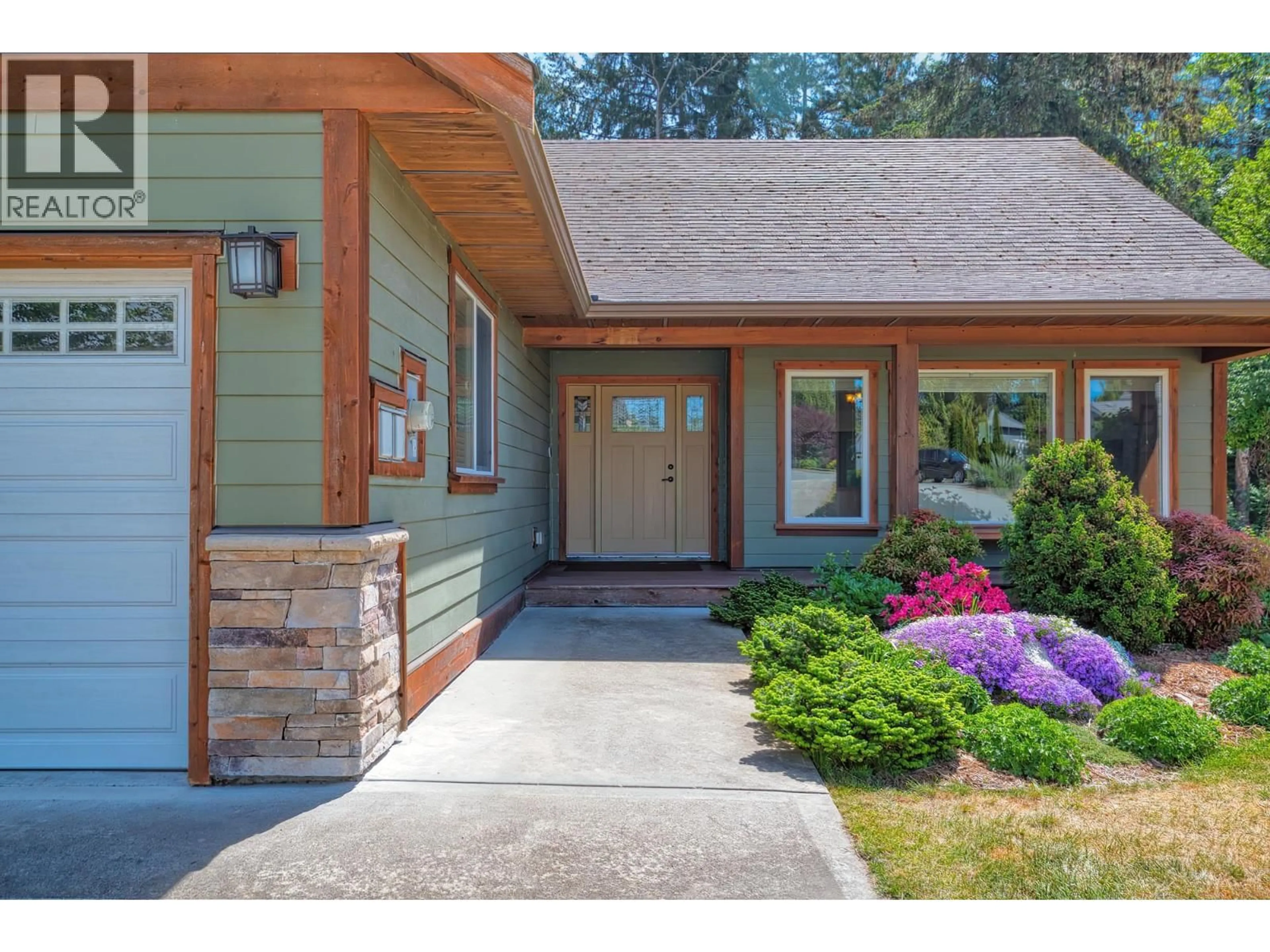 Unknown for 1420 SUNDANCE PLACE, Gibsons British Columbia V0N1V5