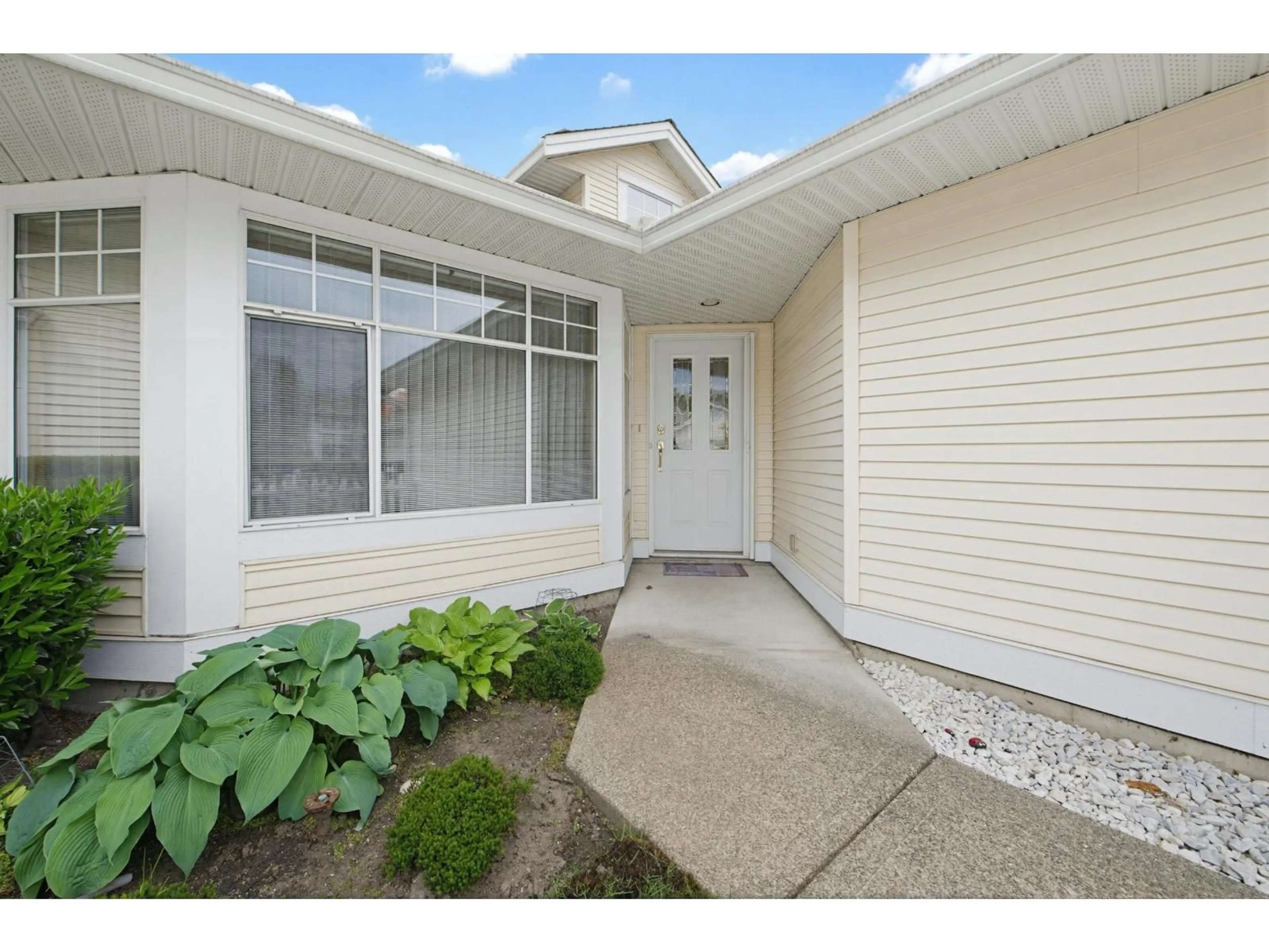 Unknown for 22 - 9208 208 STREET, Langley British Columbia V1M2M9