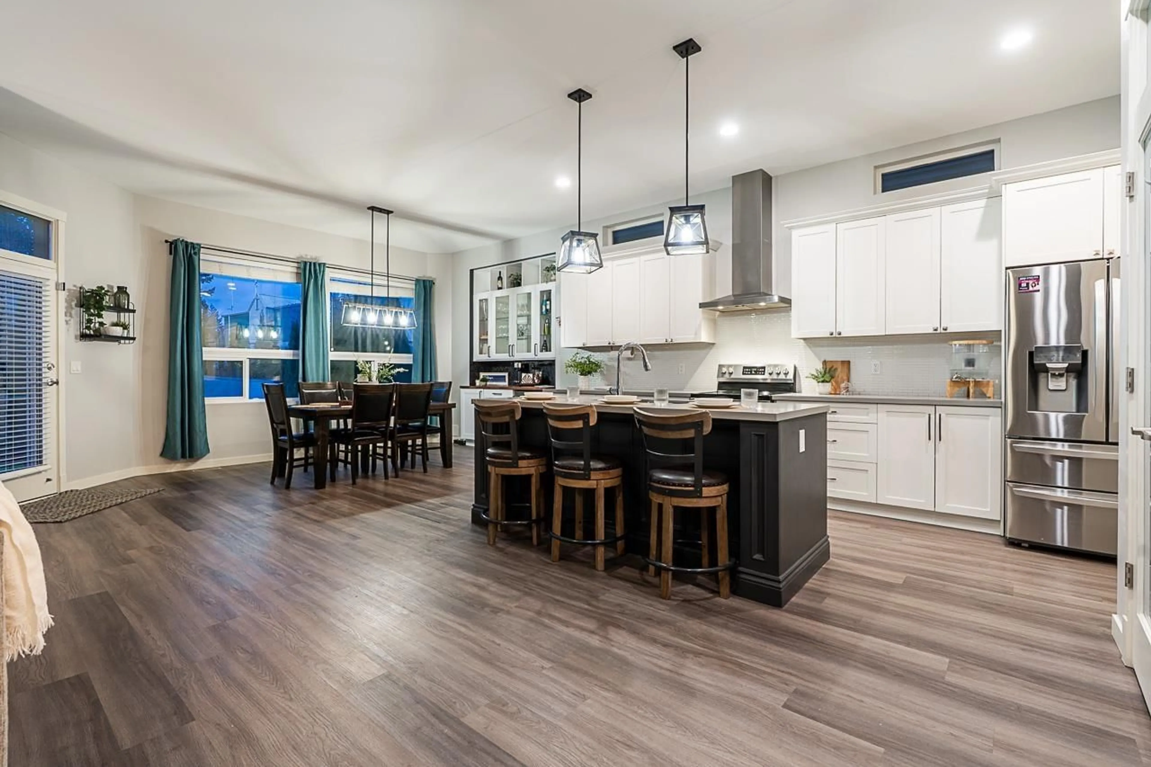 Unknown for 27563 27A AVENUE, Langley British Columbia V4W0C4