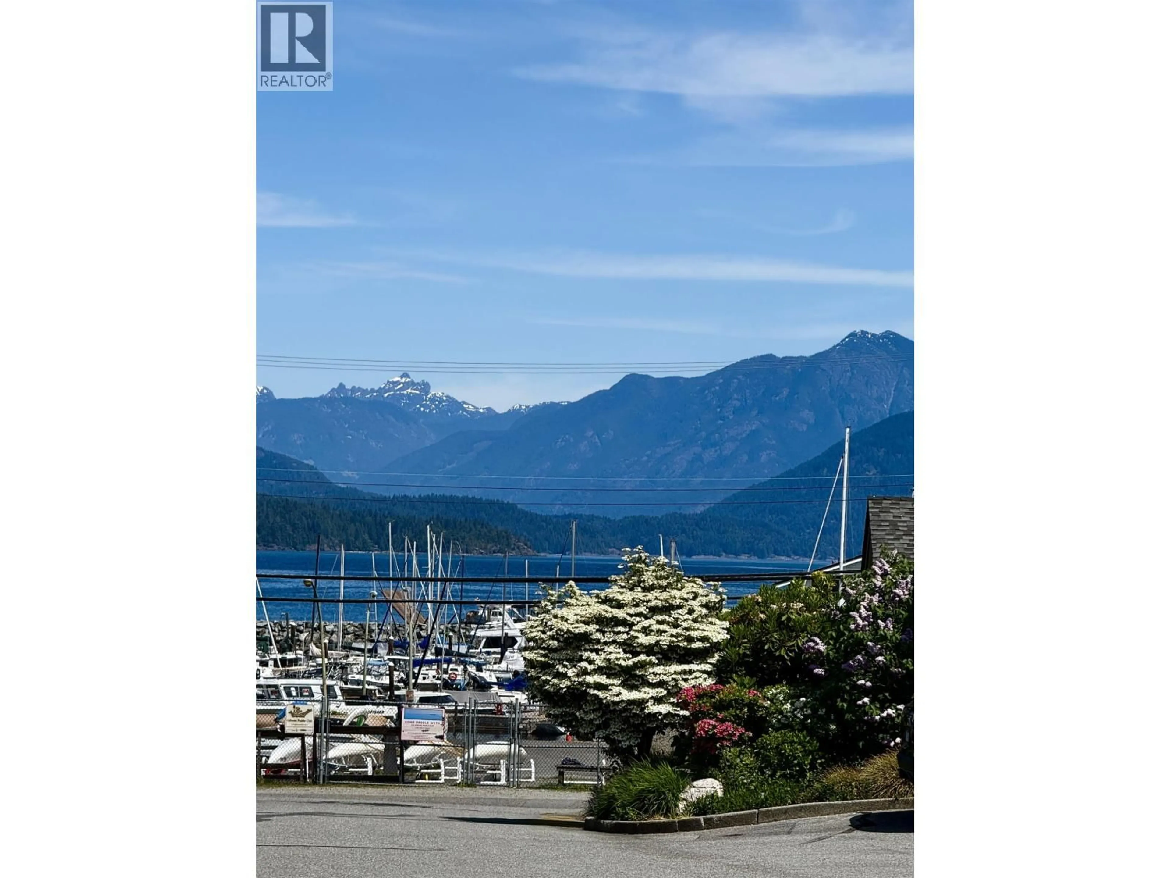 Unknown for 3 - 699 DOUGALL ROAD, Gibsons British Columbia V0N1V8
