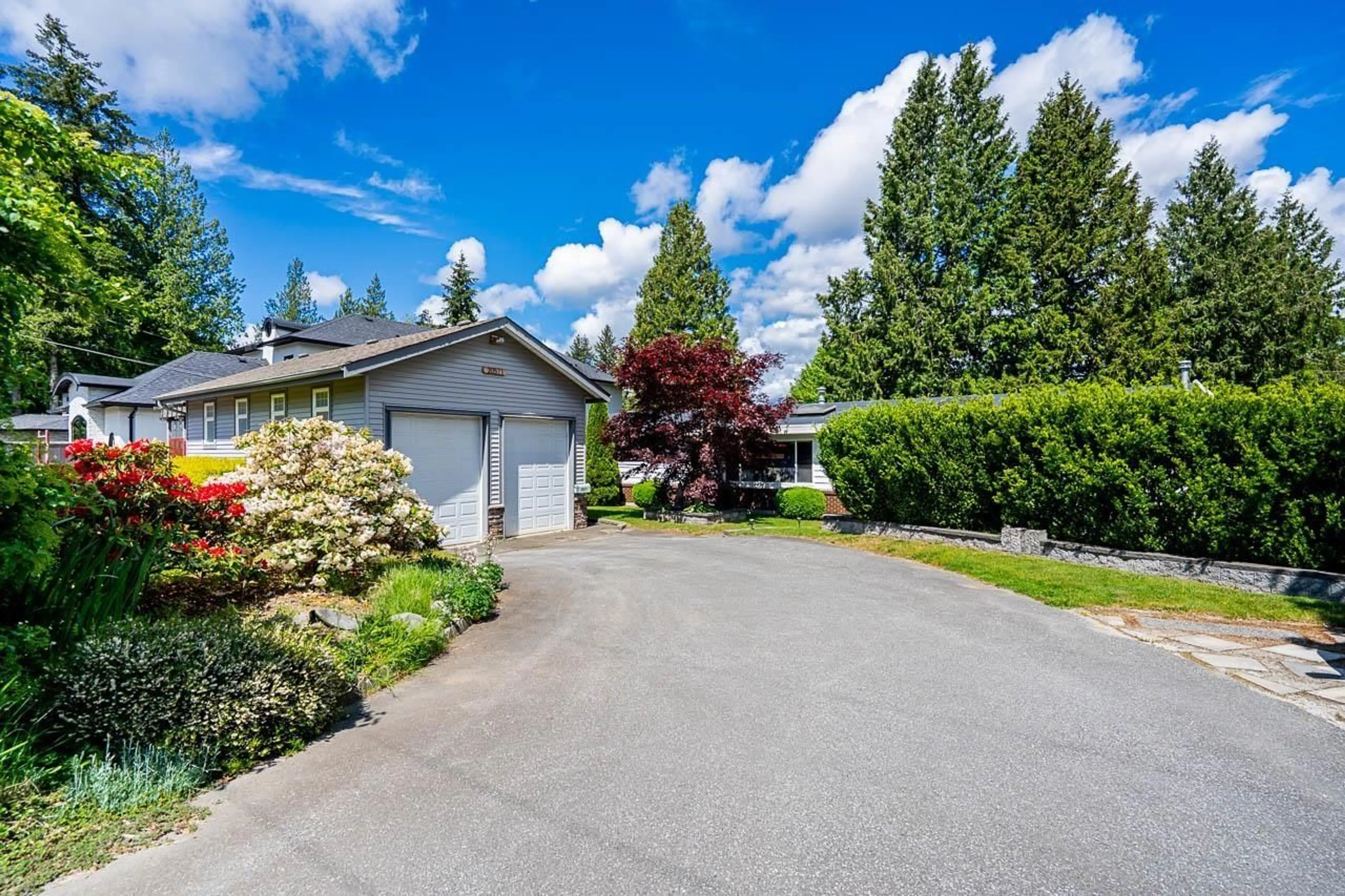 Unknown for 20571 46A AVENUE, Langley British Columbia V3A3J7