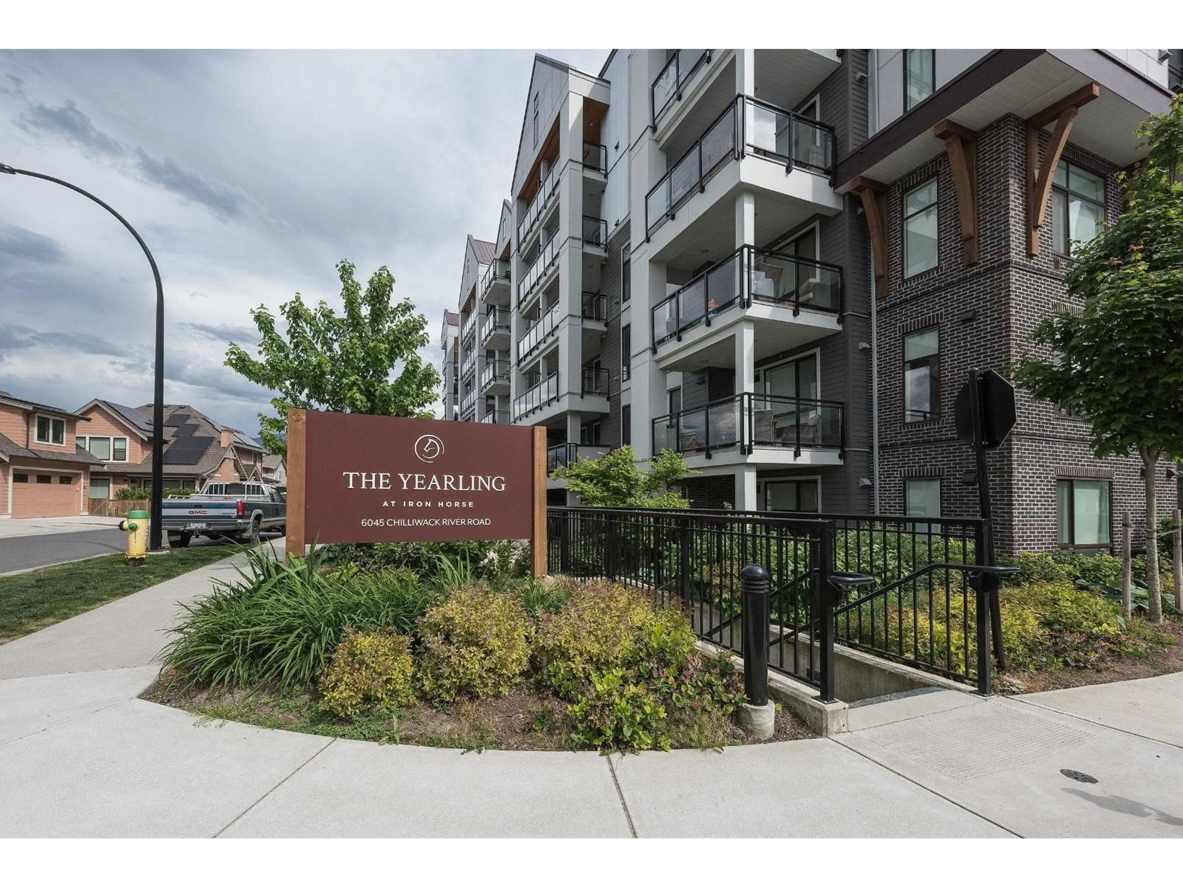 Unknown for 208 - 6045 CHILLIWACK RIVER ROAD, Chilliwack British Columbia V2R6E5