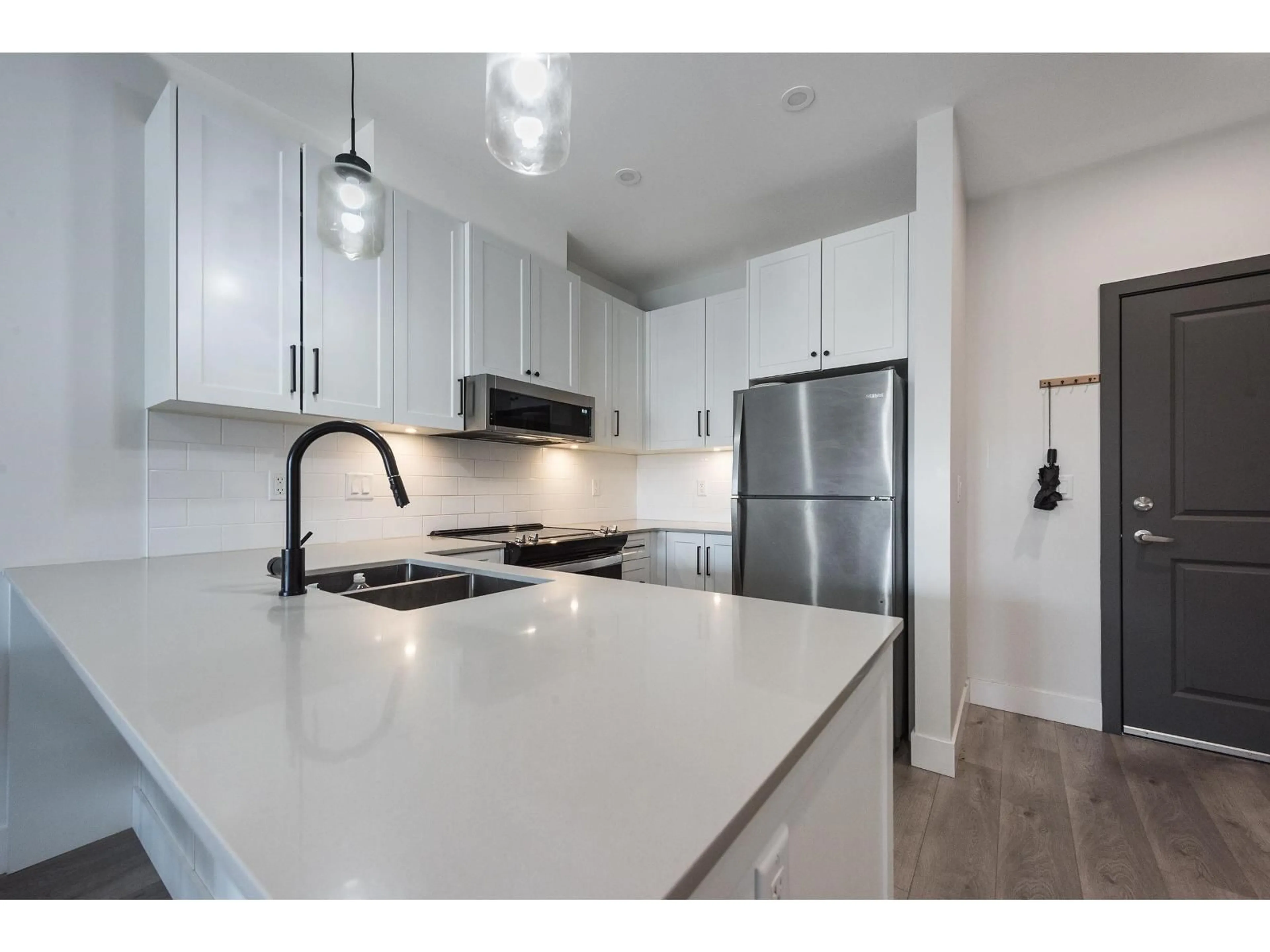 Unknown for 208 - 6045 CHILLIWACK RIVER ROAD, Chilliwack British Columbia V2R6E5