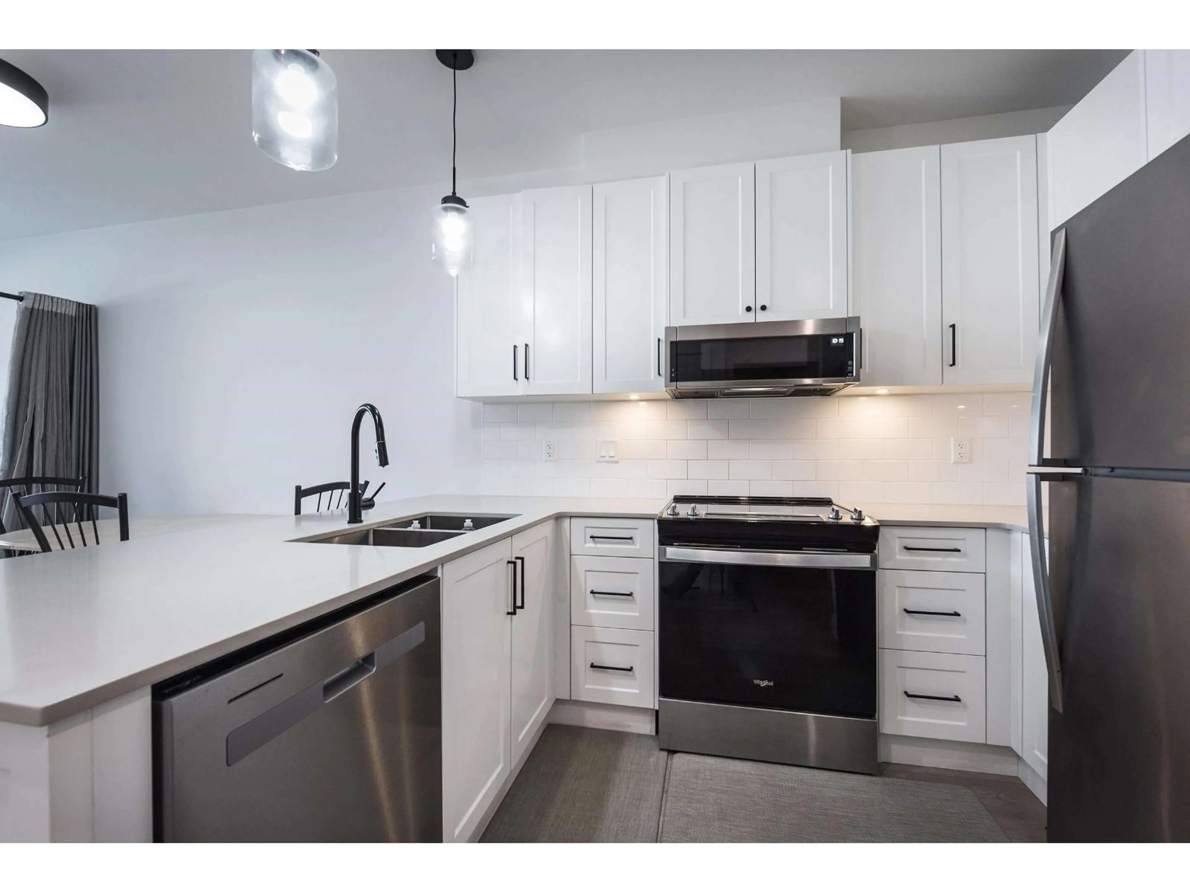 Unknown for 208 - 6045 CHILLIWACK RIVER ROAD, Chilliwack British Columbia V2R6E5