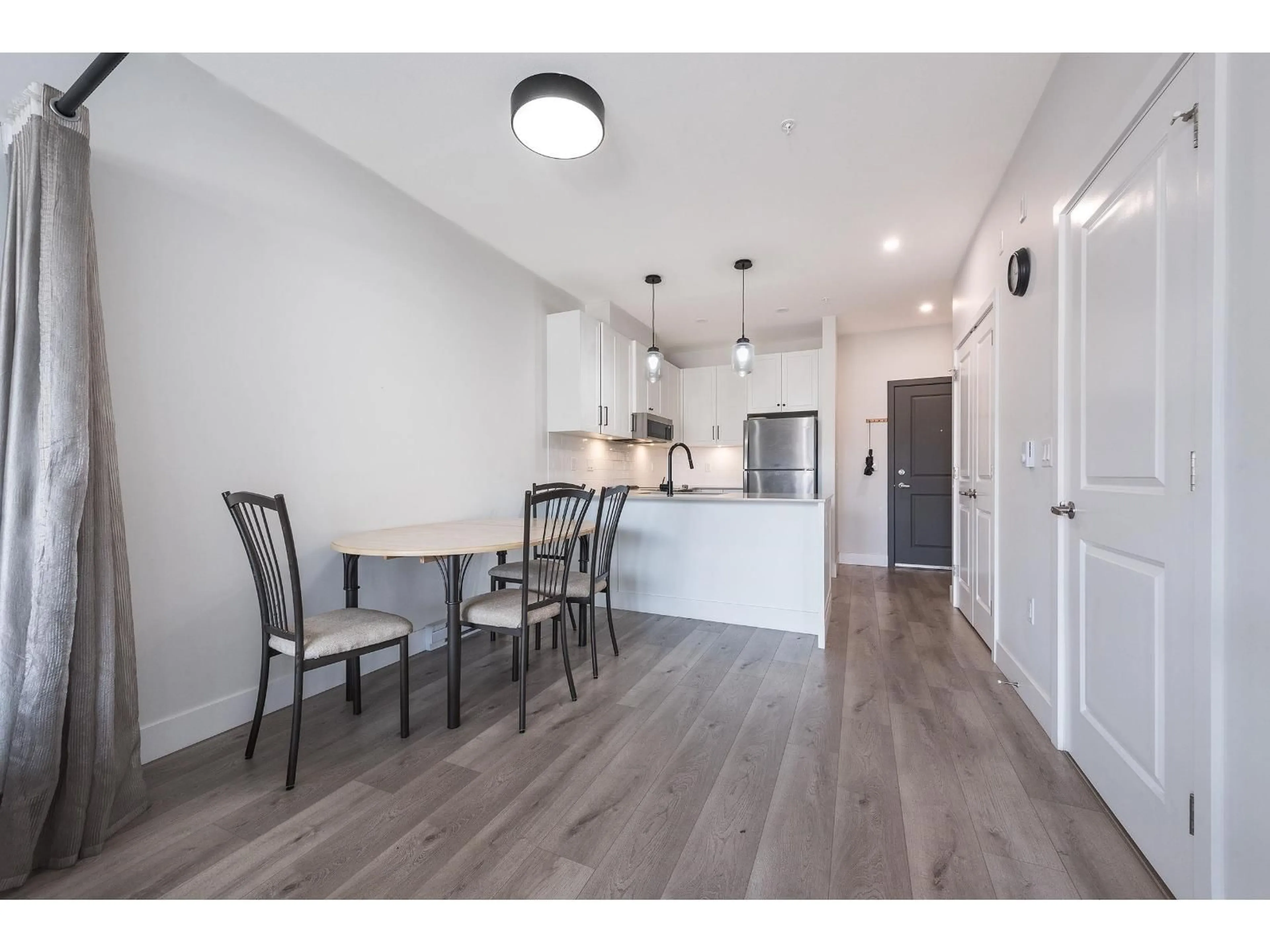 Unknown for 208 - 6045 CHILLIWACK RIVER ROAD, Chilliwack British Columbia V2R6E5