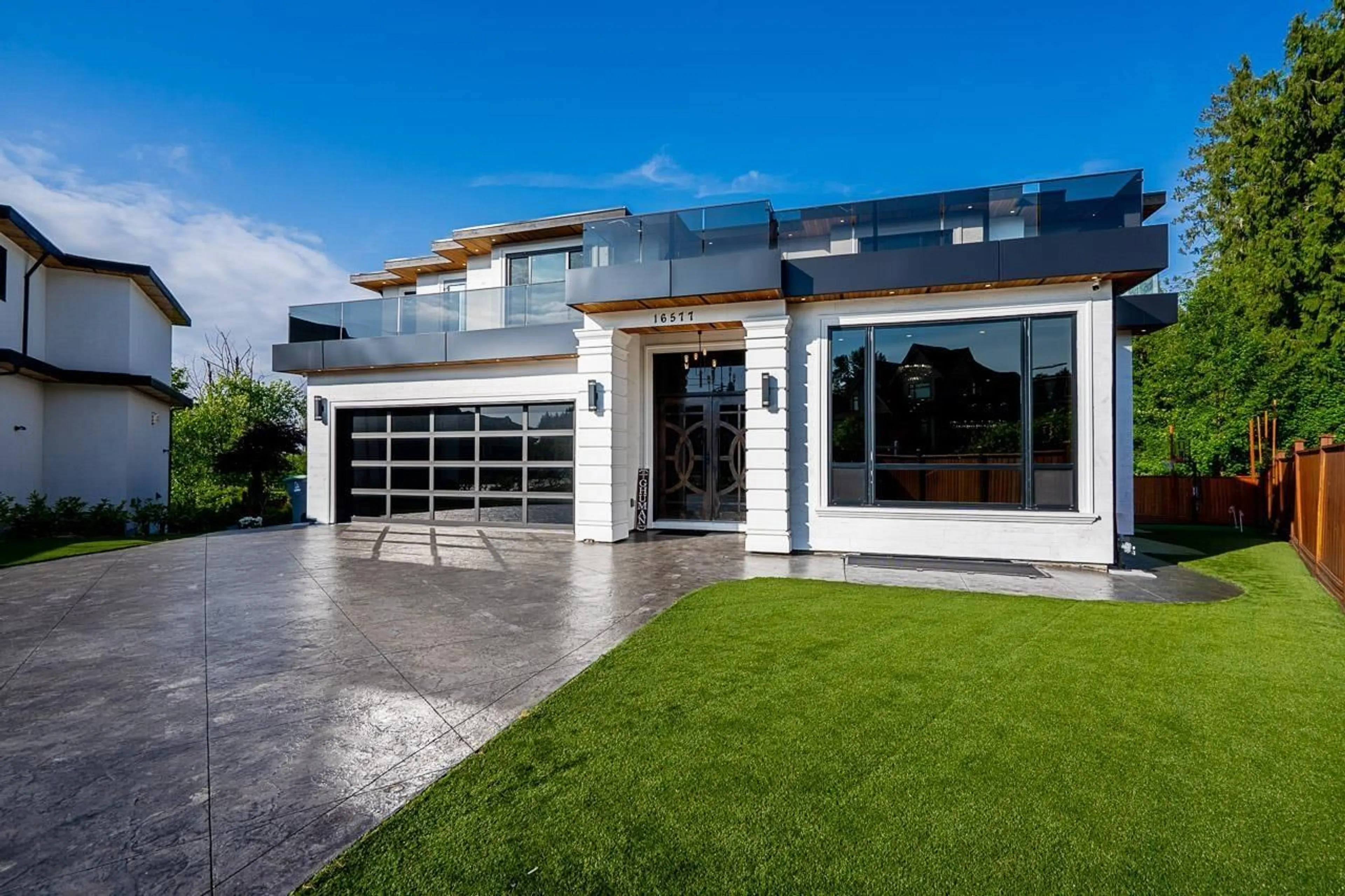 Home with vinyl exterior material, street for 16577 29A AVENUE, Surrey British Columbia V3Z9X4