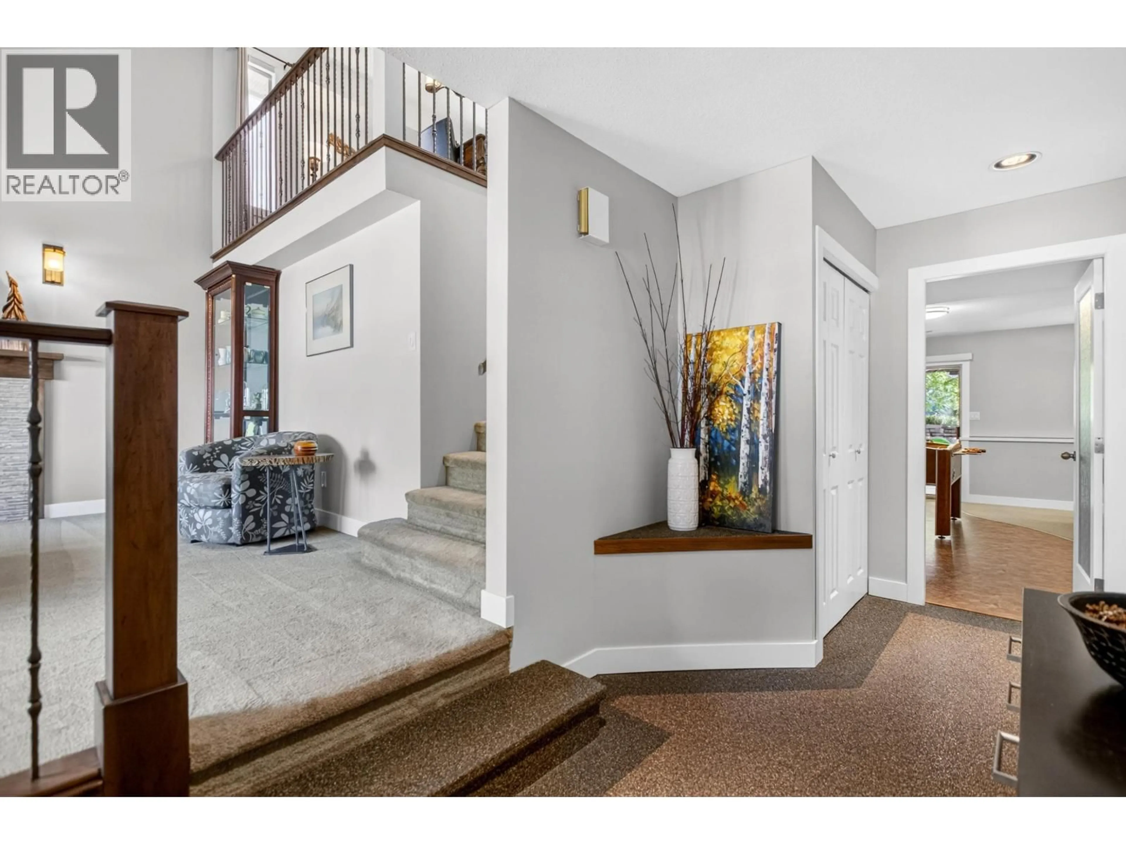 Indoor foyer for 23376 124A AVENUE, Maple Ridge British Columbia V2X0N1