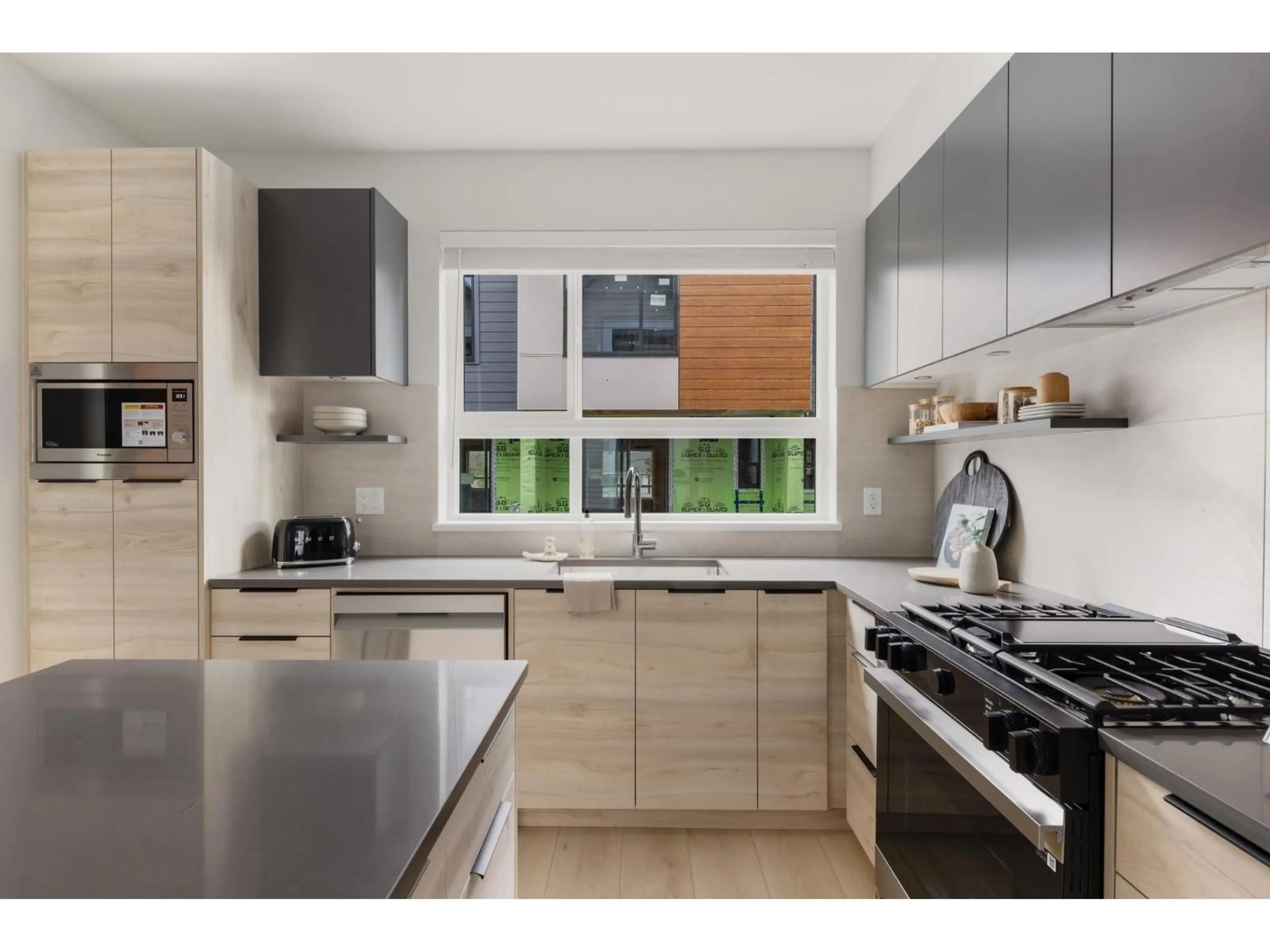 Contemporary kitchen, unknown for 74 - 30530 CARDINAL AVENUE, Abbotsford British Columbia V2T0L5