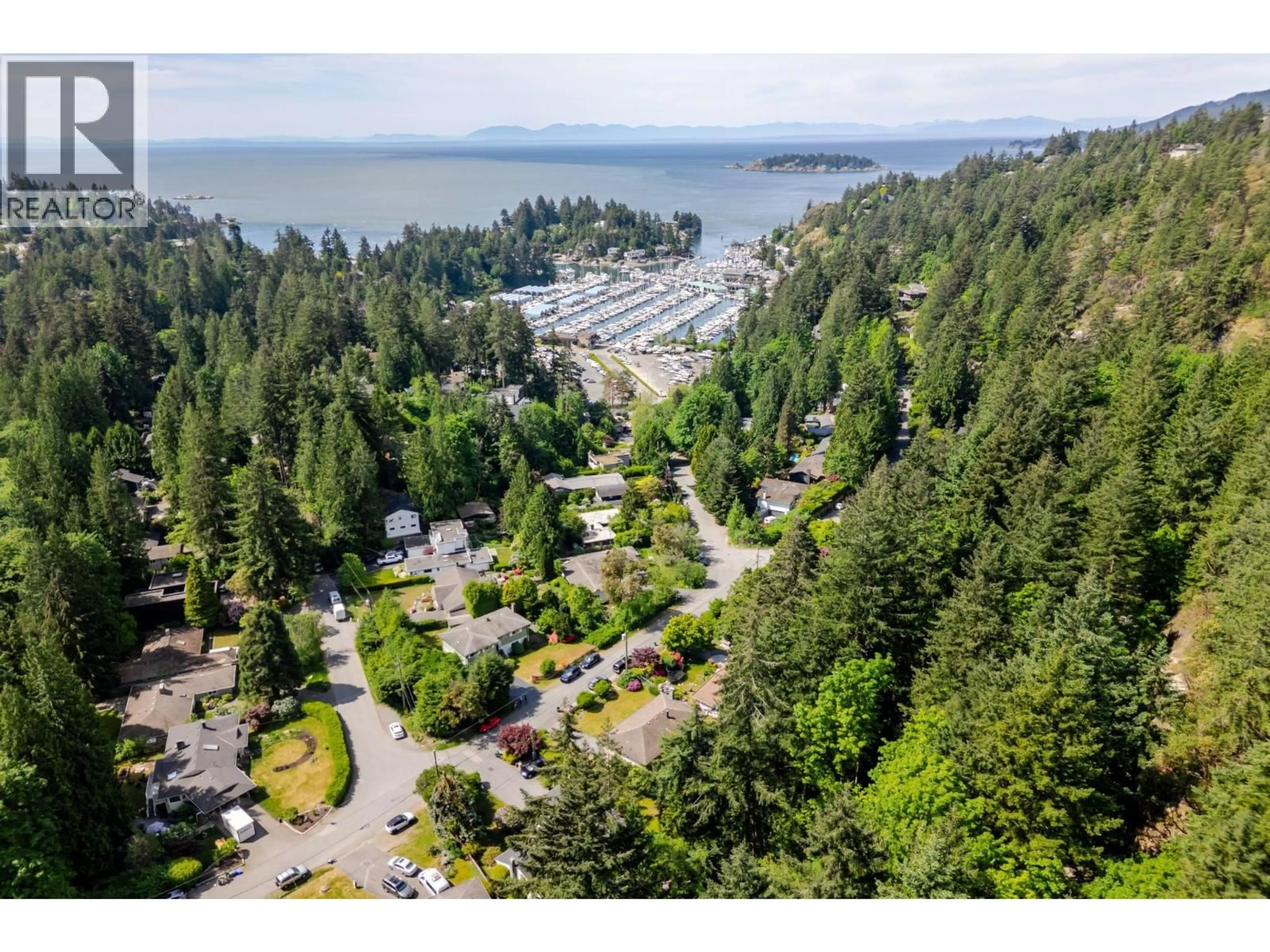 A pic from outside/outdoor area/front of a property/back of a property/a pic from drone, water/lake/river/ocean view for 5756 CRANLEY DRIVE, West Vancouver British Columbia V7W1S8