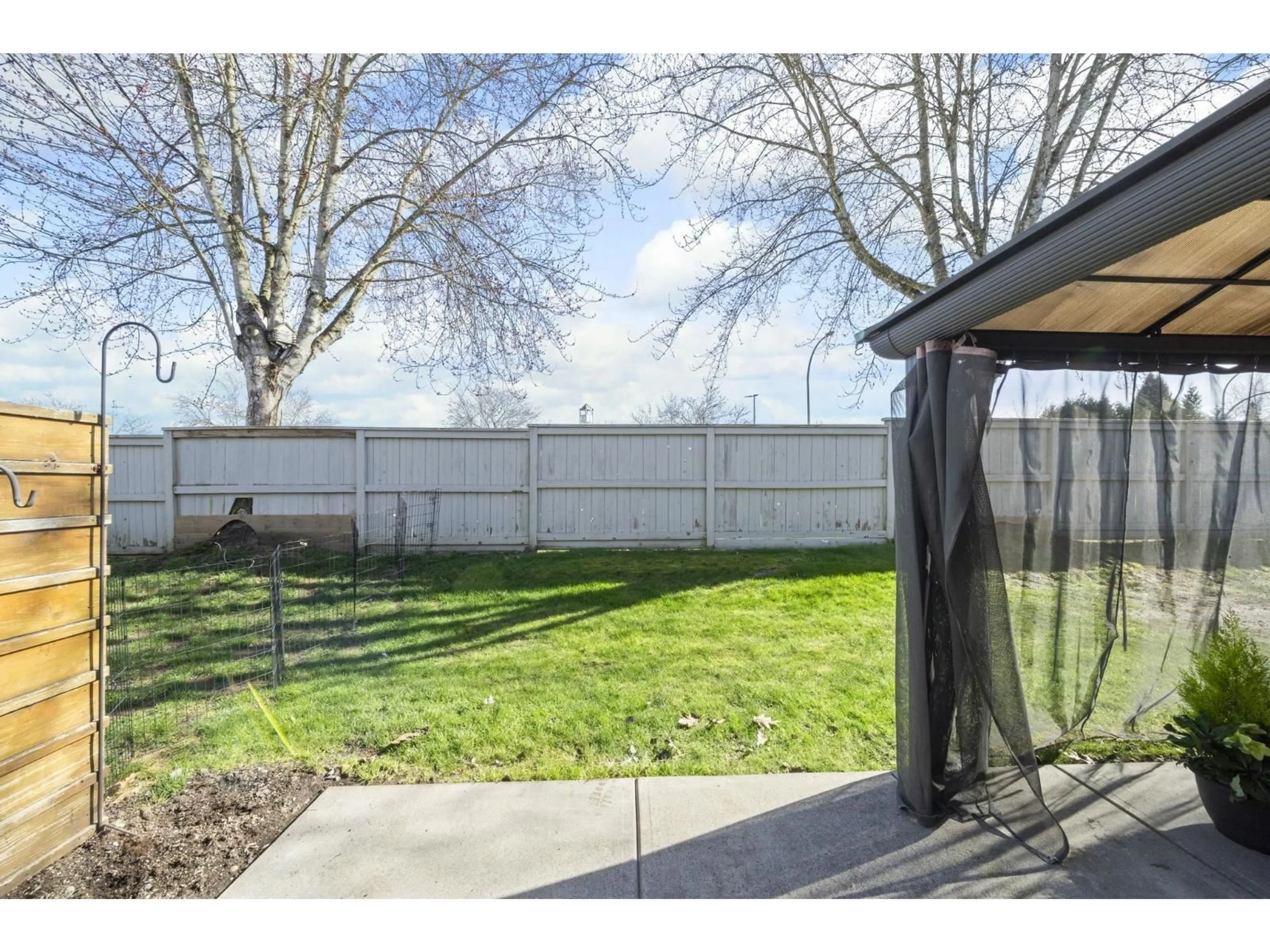Patio, unknown for 18 - 9045 WALNUT GROVE DRIVE, Langley British Columbia V1M2E1