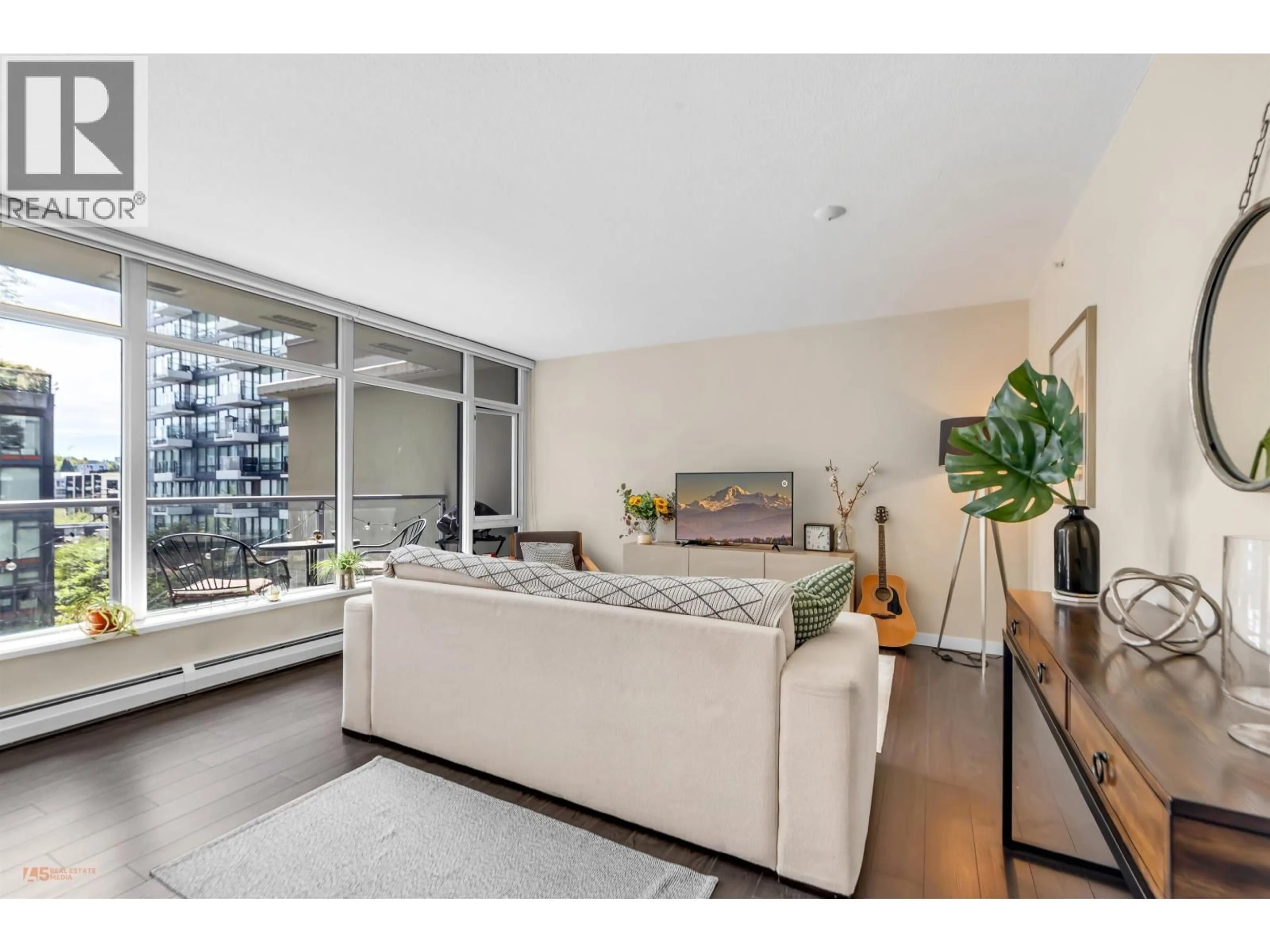 Living room with furniture, unknown for 514 - 1708 COLUMBIA STREET, Vancouver British Columbia V5Y0H7