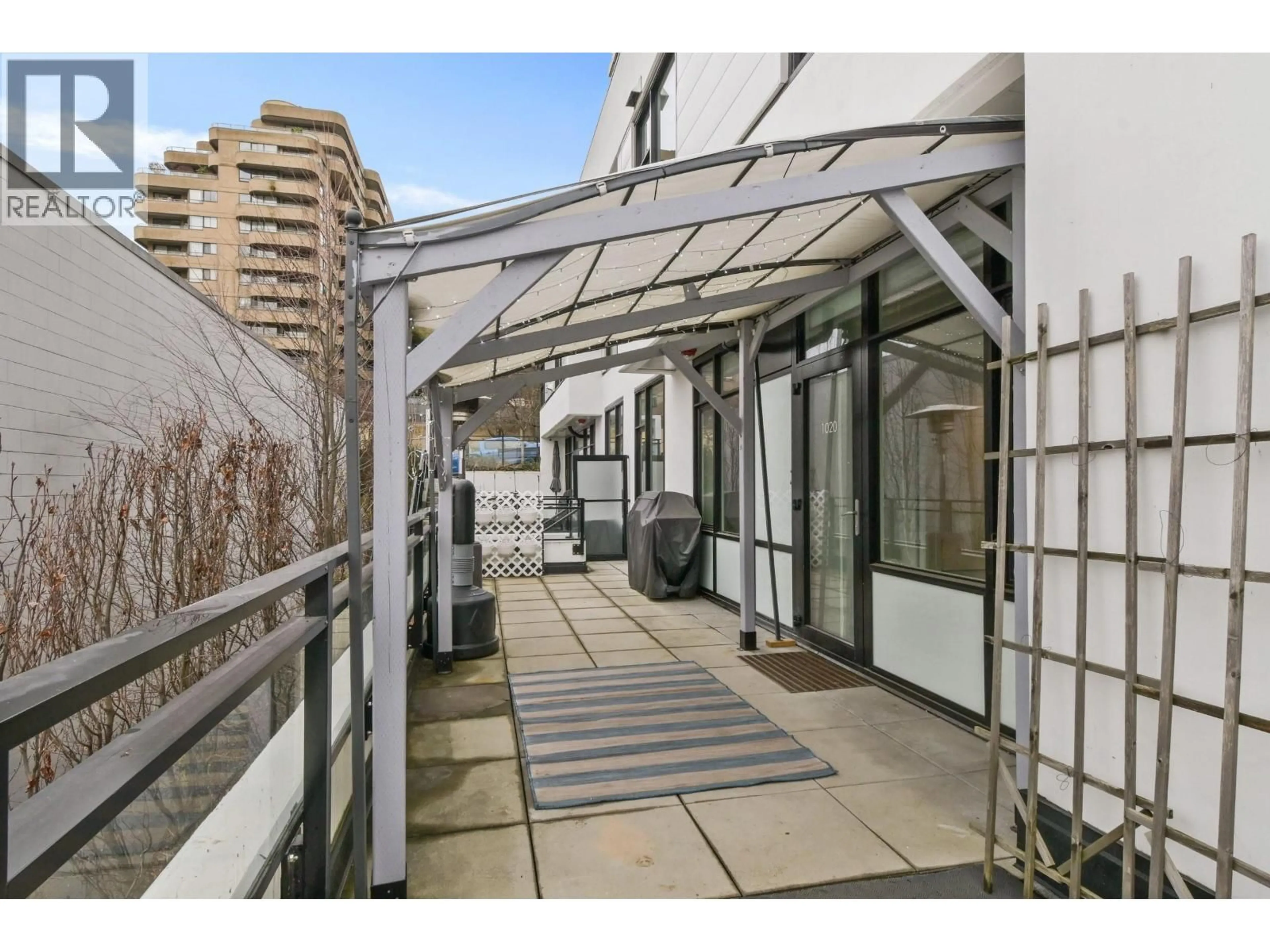 Patio, street for 1020 AUCKLAND STREET, New Westminster British Columbia V3M0M3