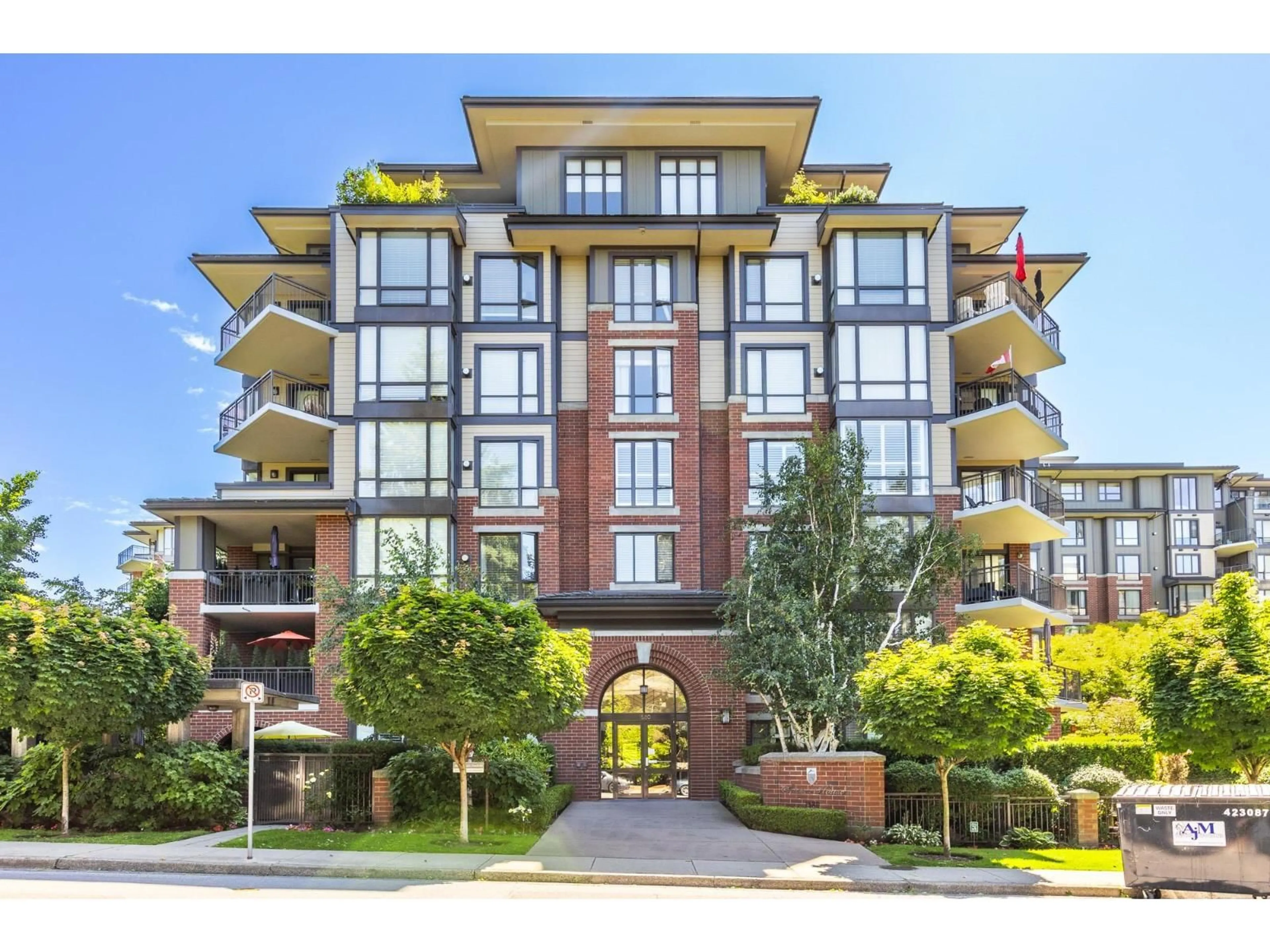 Unknown for 301 - 1580 MARTIN STREET, White Rock British Columbia V4B5M3