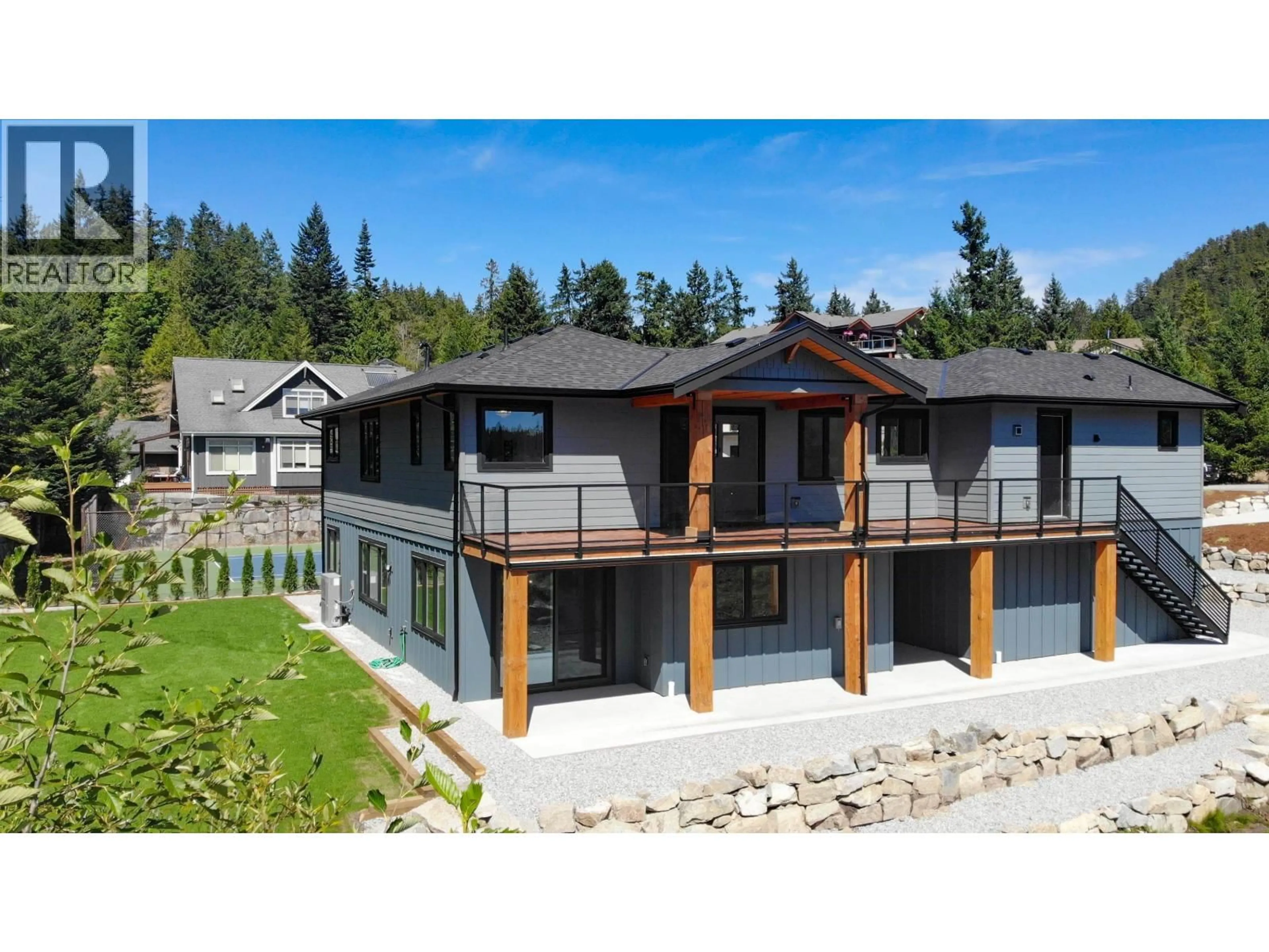 A pic from outside/outdoor area/front of a property/back of a property/a pic from drone, unknown for 44 - 4622 SINCLAIR BAY ROAD, Pender Harbour British Columbia V0N1S1