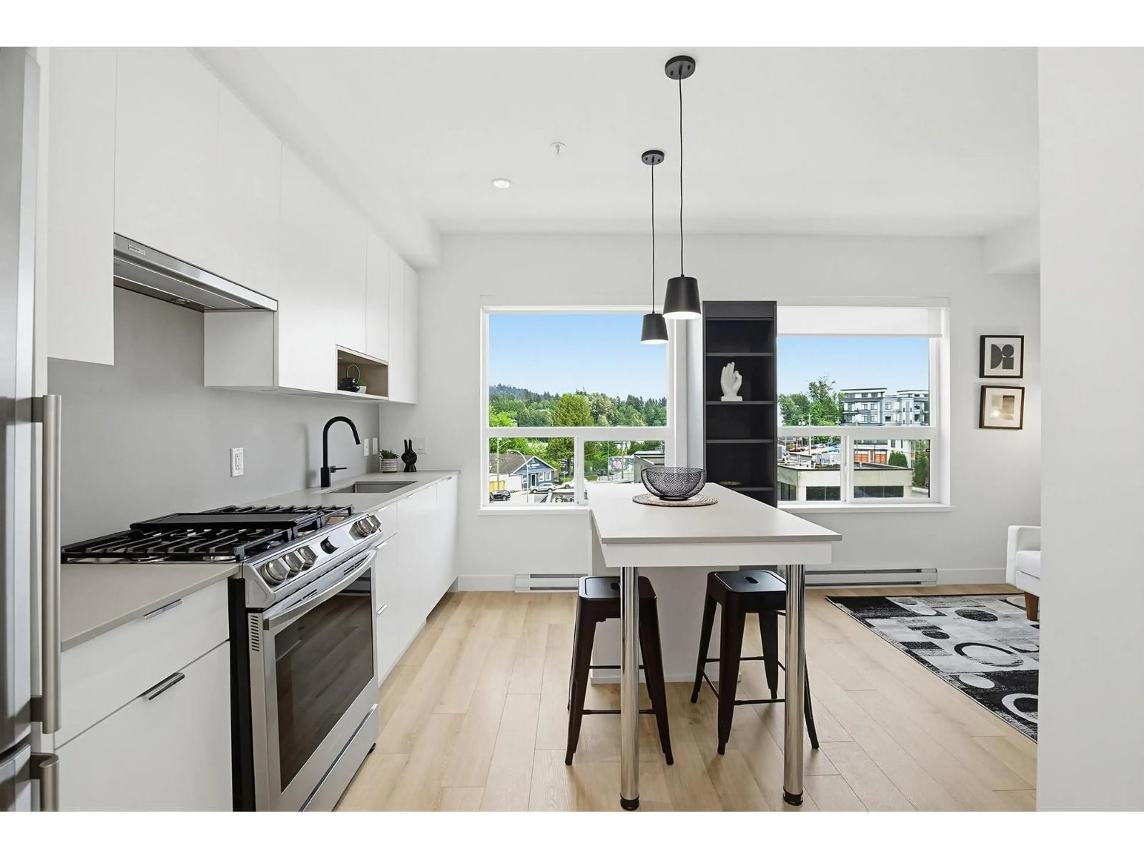 Open concept kitchen, unknown for 407 - 2493 MONTROSE AVENUE, Abbotsford British Columbia V2S3T2