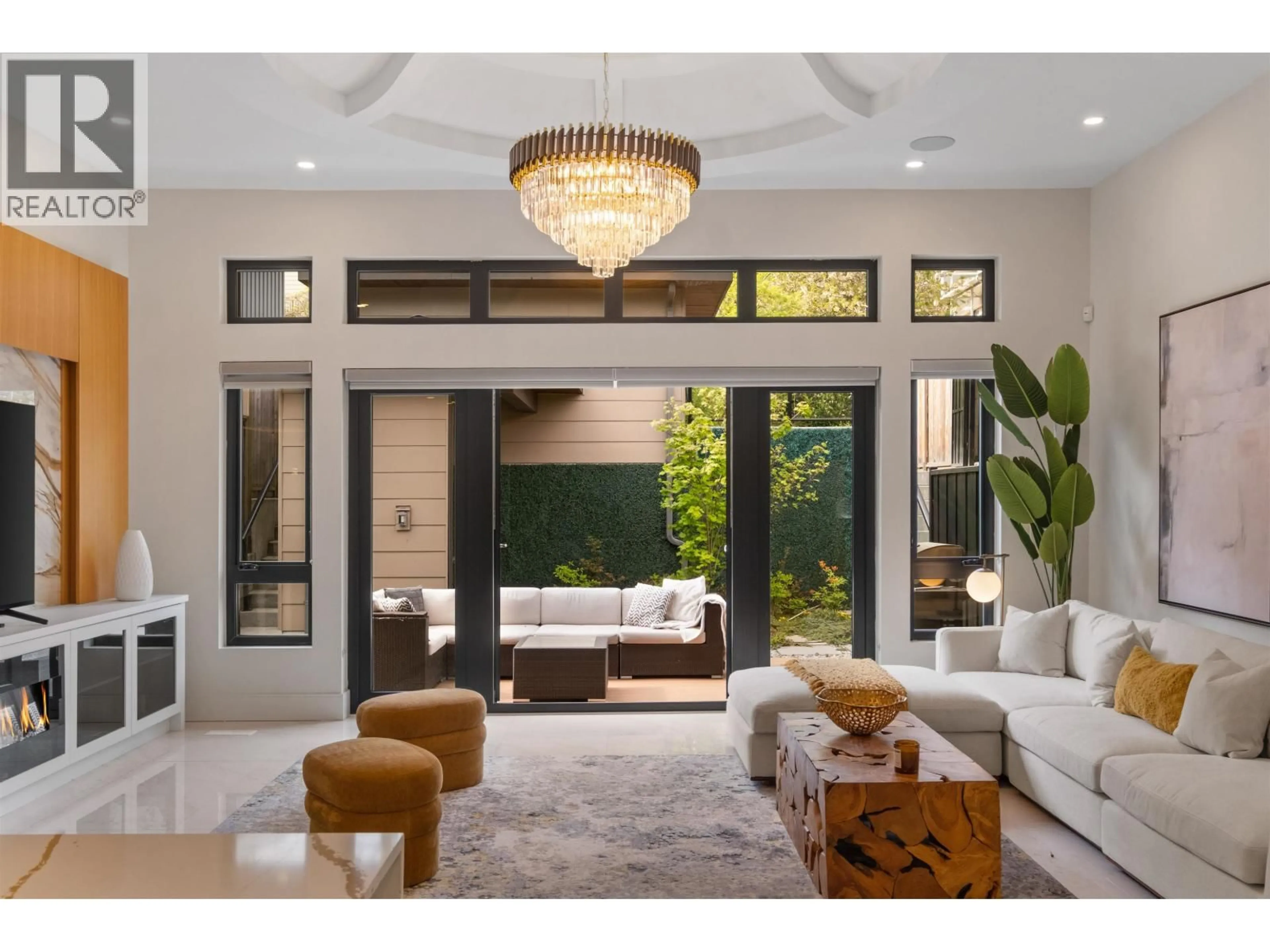 Unknown for 1126 HEYWOOD STREET, North Vancouver British Columbia V7L1H4