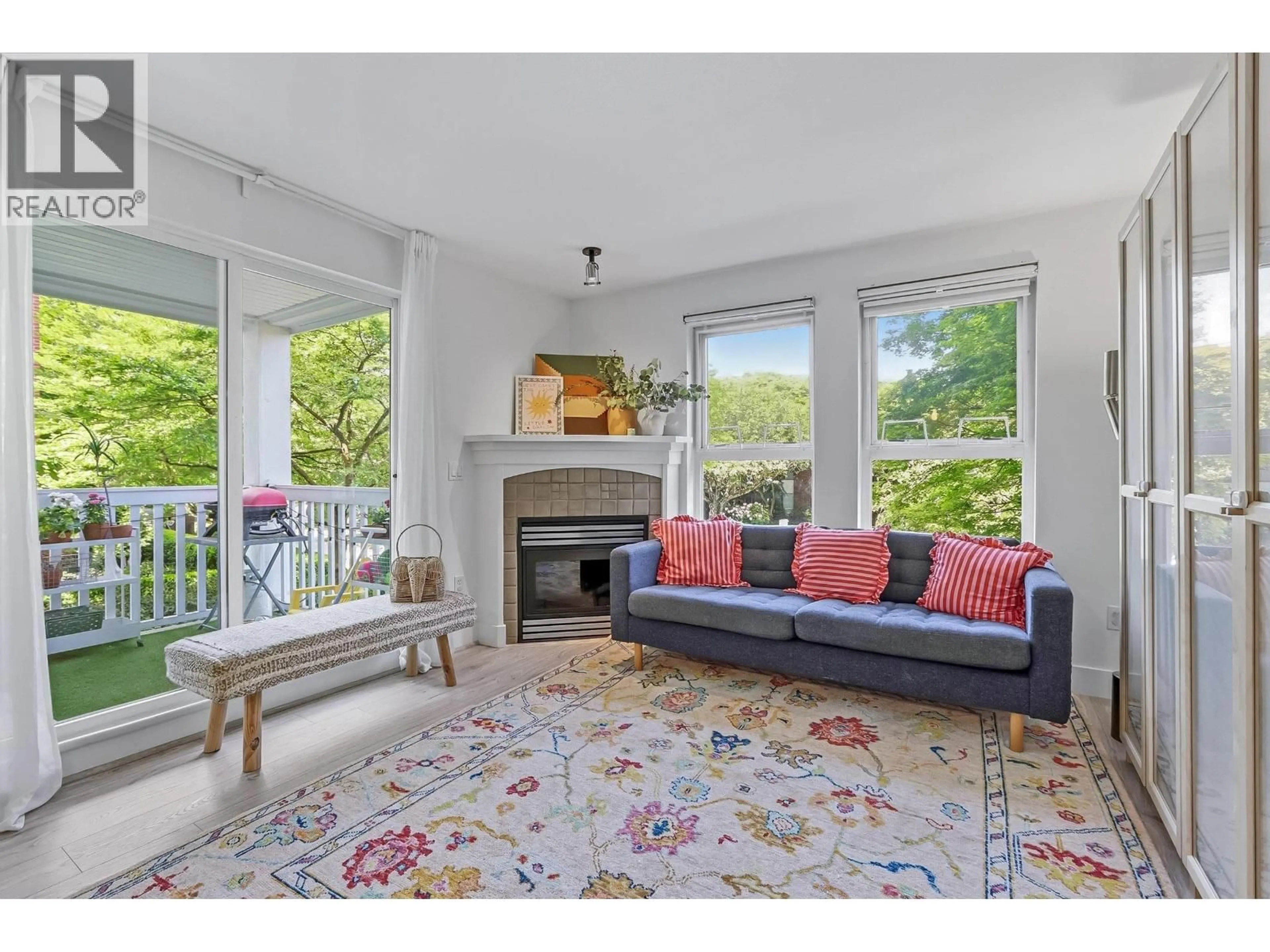 Unknown for 202 - 1858 5TH AVENUE, Vancouver British Columbia V6J1P3