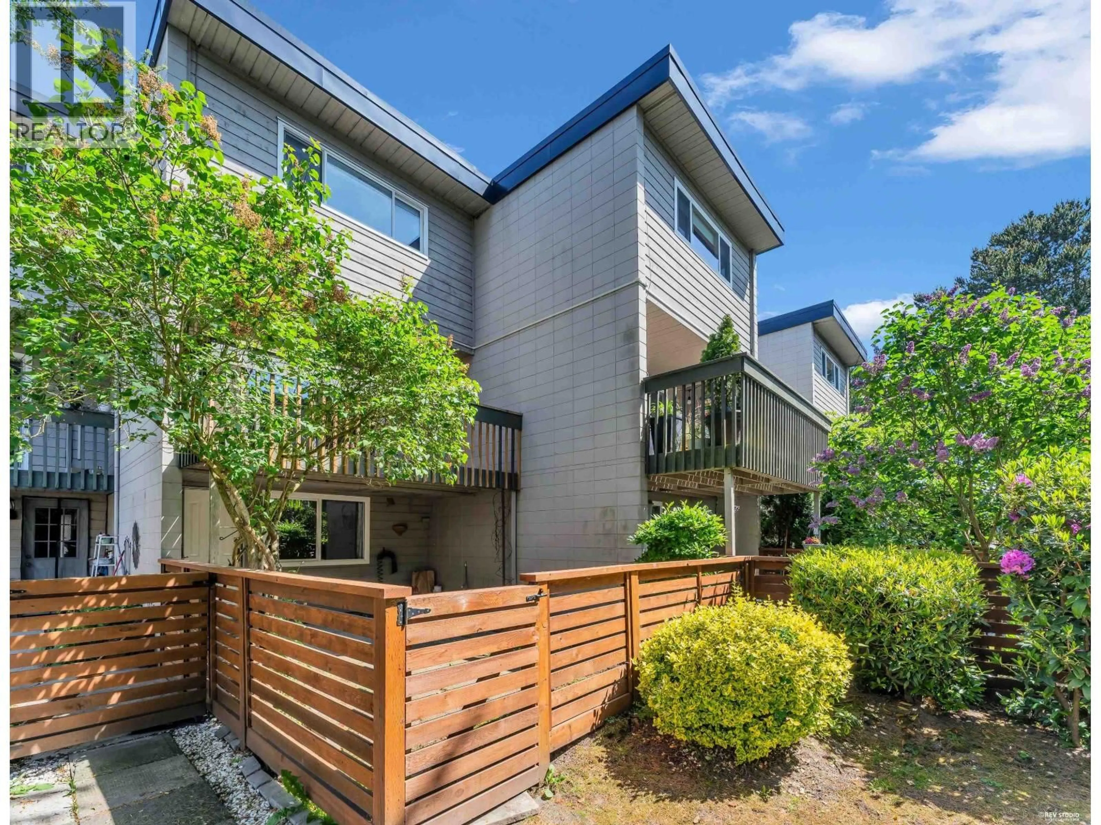Patio, unknown for 4 - 4907 57A STREET, Delta British Columbia V4K3G6