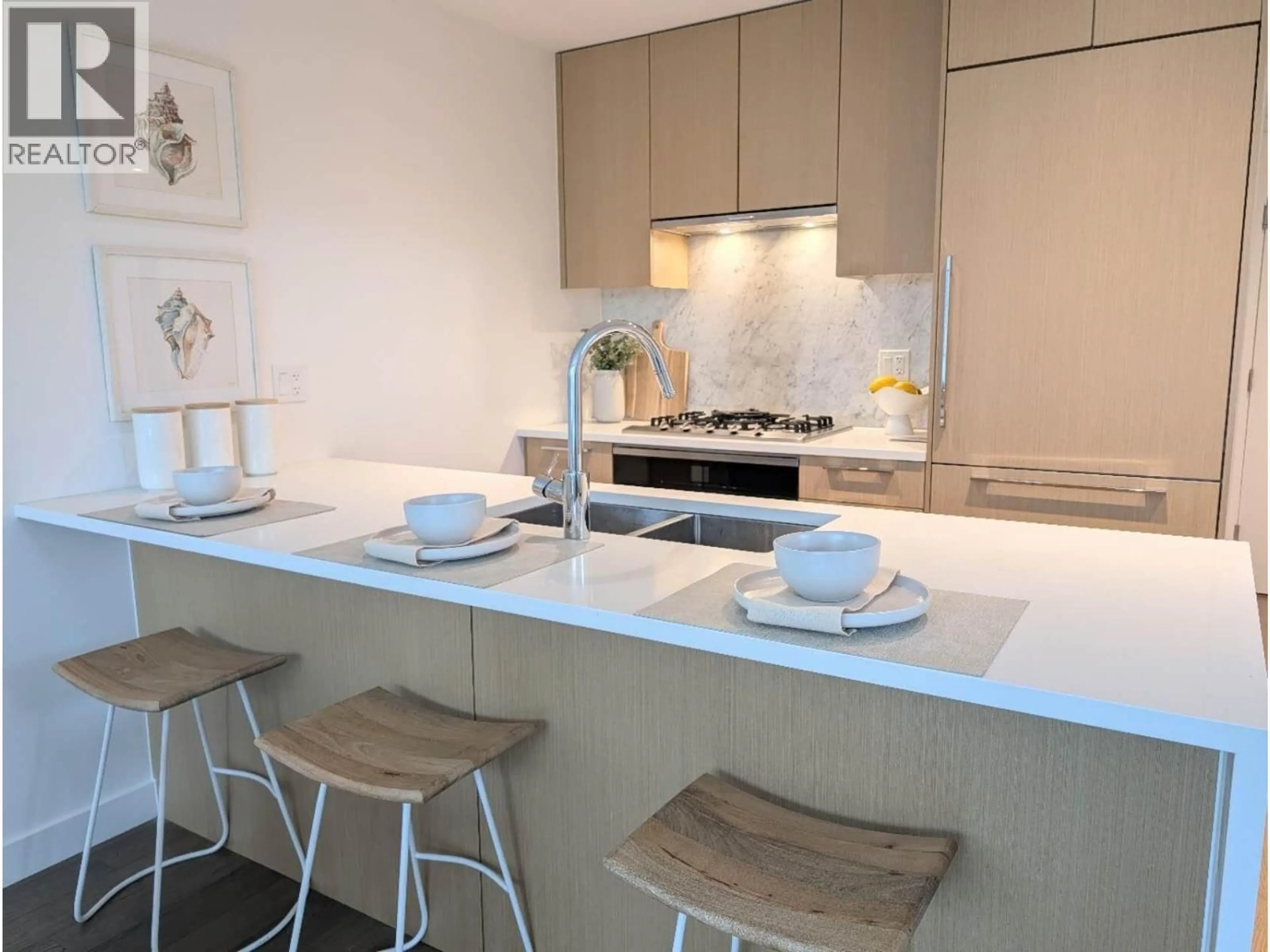 Contemporary kitchen, unknown for 302 - 5383 CAMBIE STREET, Vancouver British Columbia V5Z2Z9