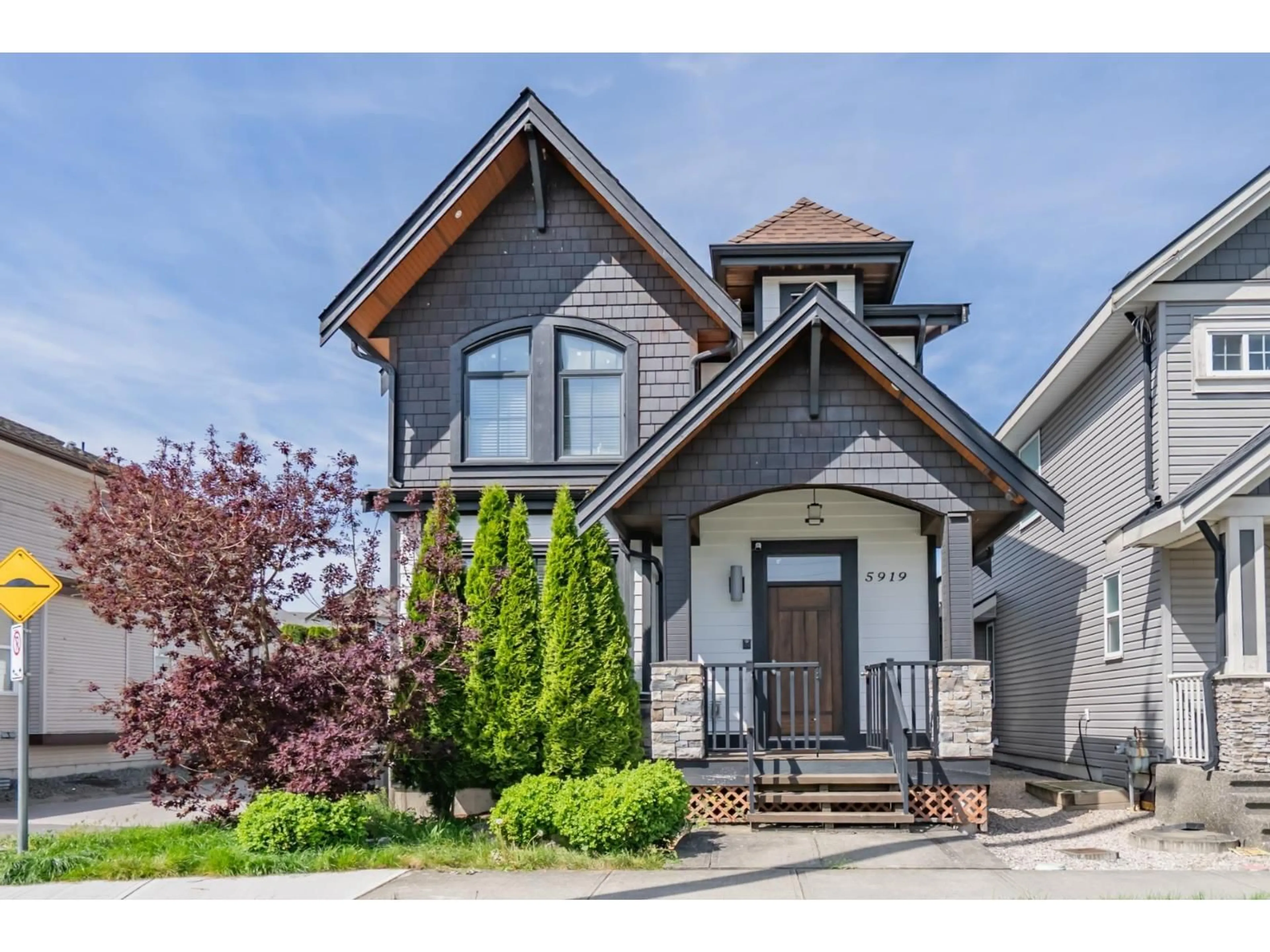 Home with brick exterior material, street for 5919 148 STREET, Surrey British Columbia V3S6V2