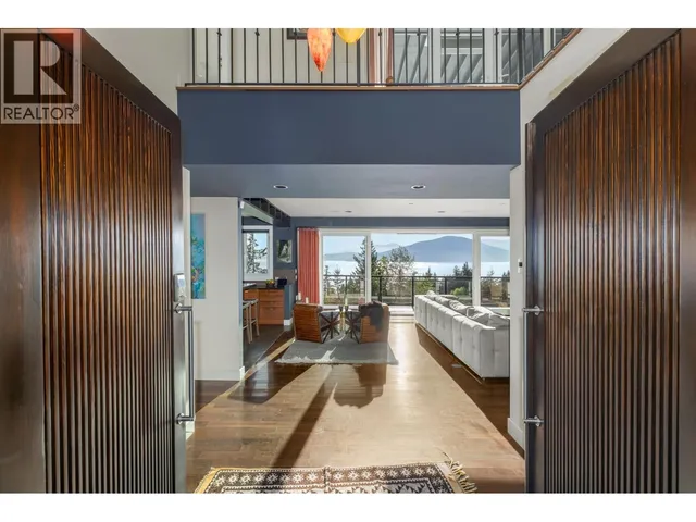 75 TIDEWATER WAY, Lions Bay 2