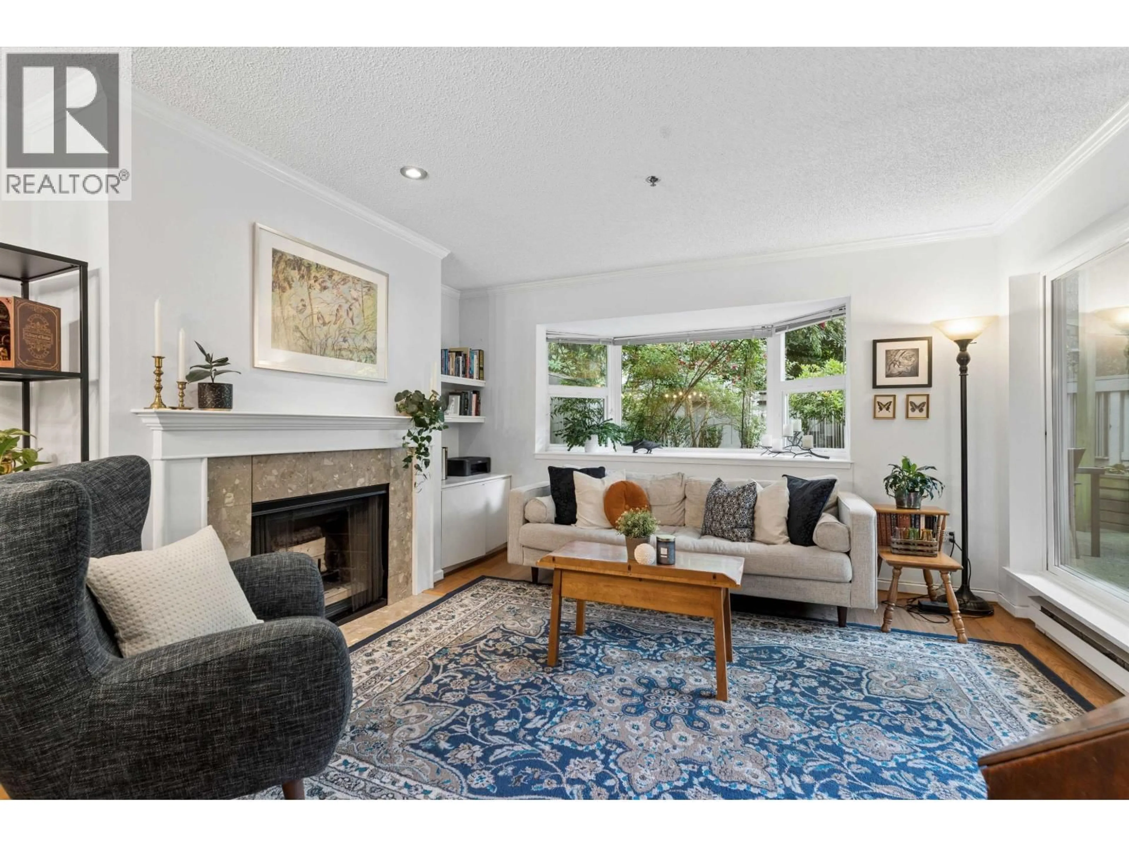 Living room with furniture, unknown for 105 - 2256 7TH AVENUE, Vancouver British Columbia V6K1Y2