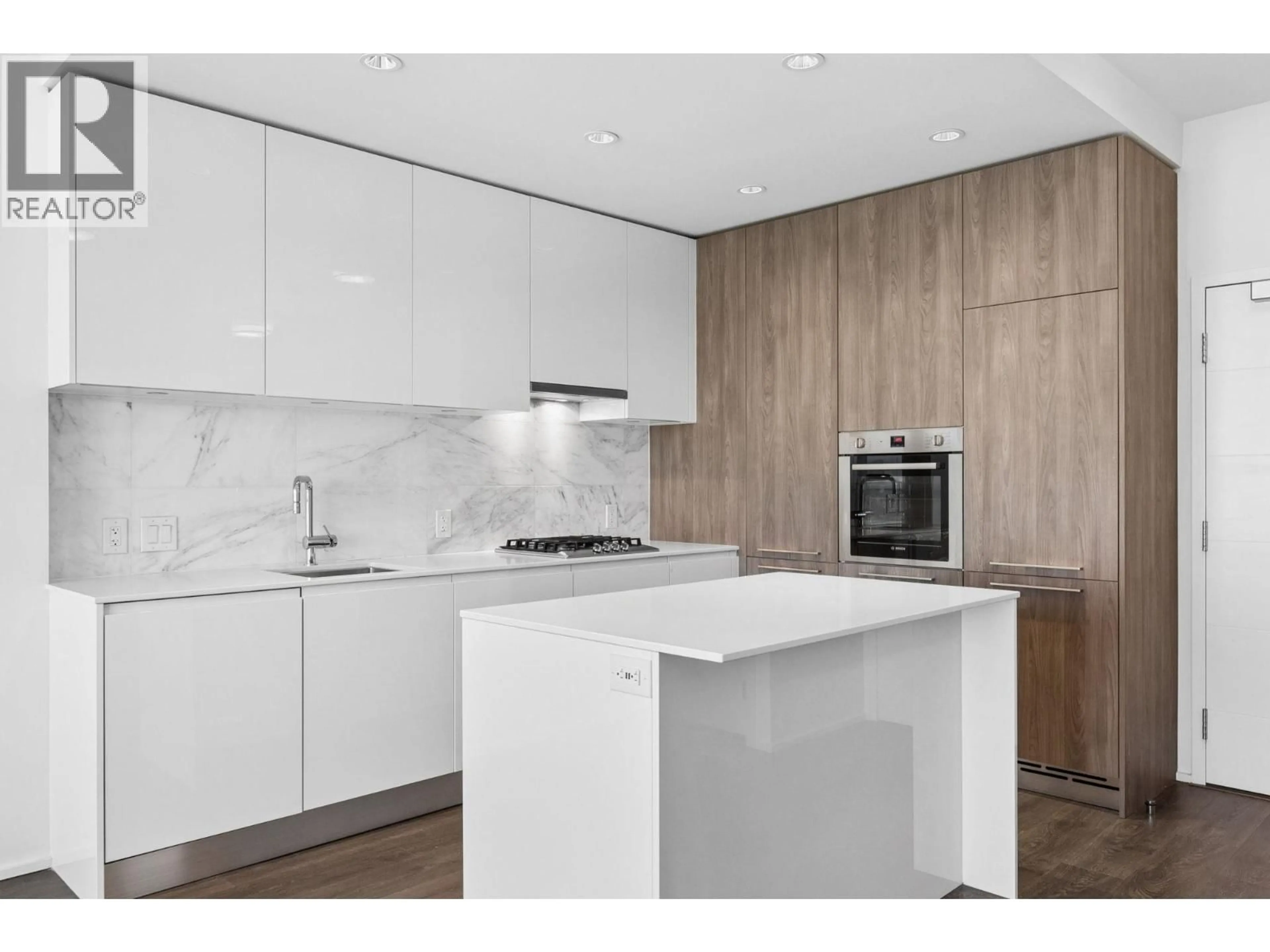 Contemporary kitchen, unknown for 3709 - 4510 HALIFAX WAY, Burnaby British Columbia V5C0K4